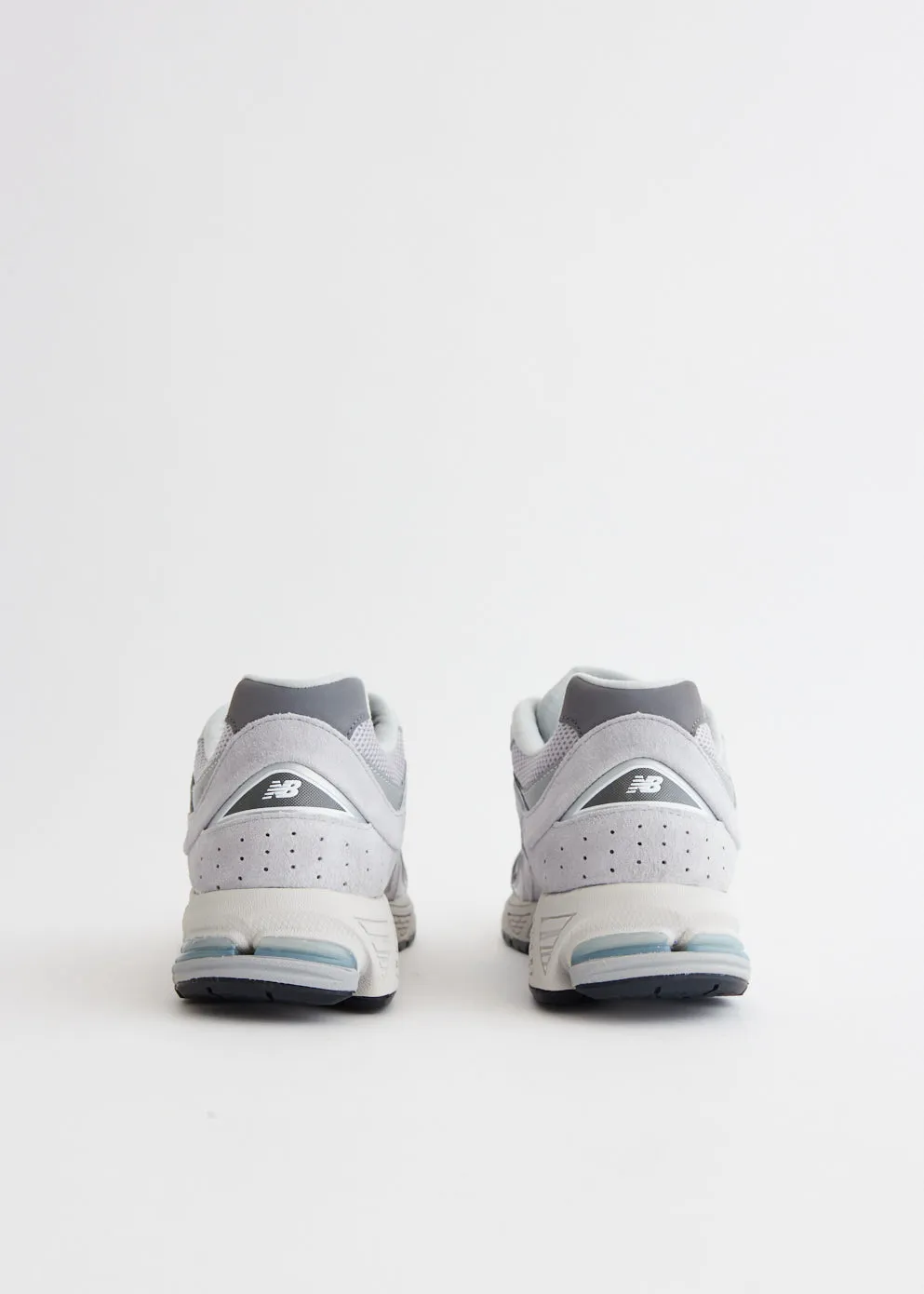2002R 'Raincloud' Sneakers Womens New Balance 990
