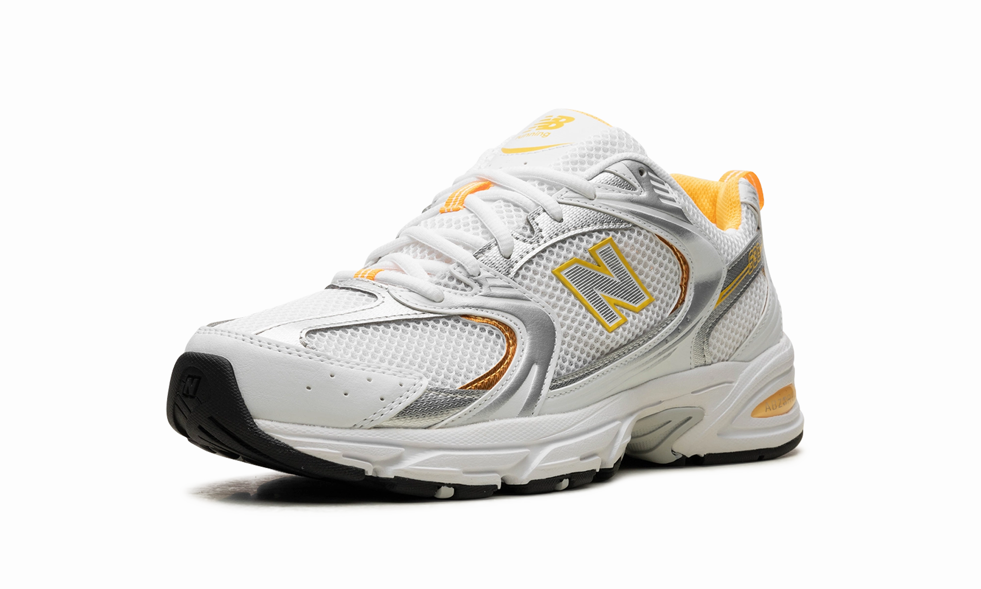 New Balance Women's Fuelcell Supercomp Trainer V2 Running Shoe 530 "White Vibrant Apricot Silver Metallic"