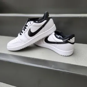 Air Jordan 1 Low 85 Sneakers River Phoenix