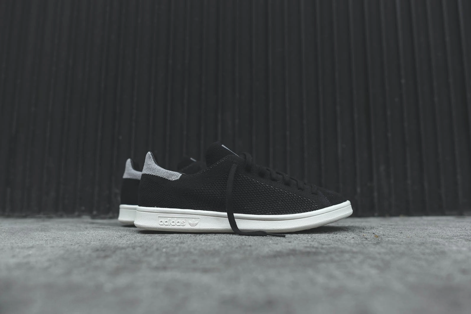 Adidas Casual Athletic Shoes Adidas Consortium Stan Smith Primeknit Reflective - Black