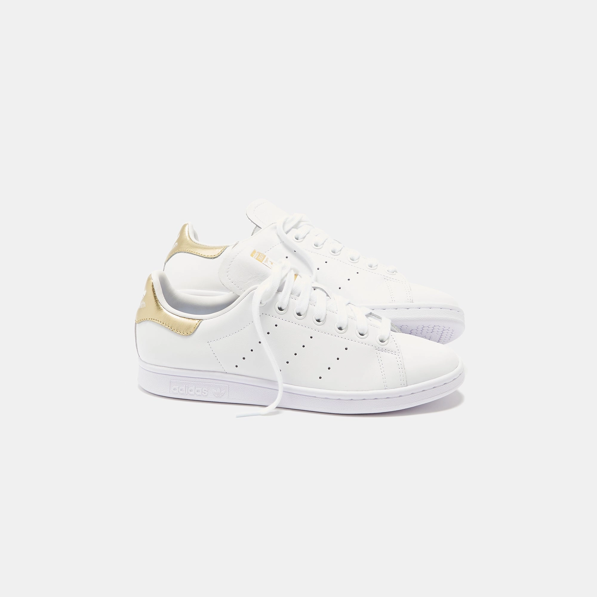 adidas Originals WMNS Stan Smith - Running White / Gold Metallic Adidas D Rose 7 Basketball Shoes