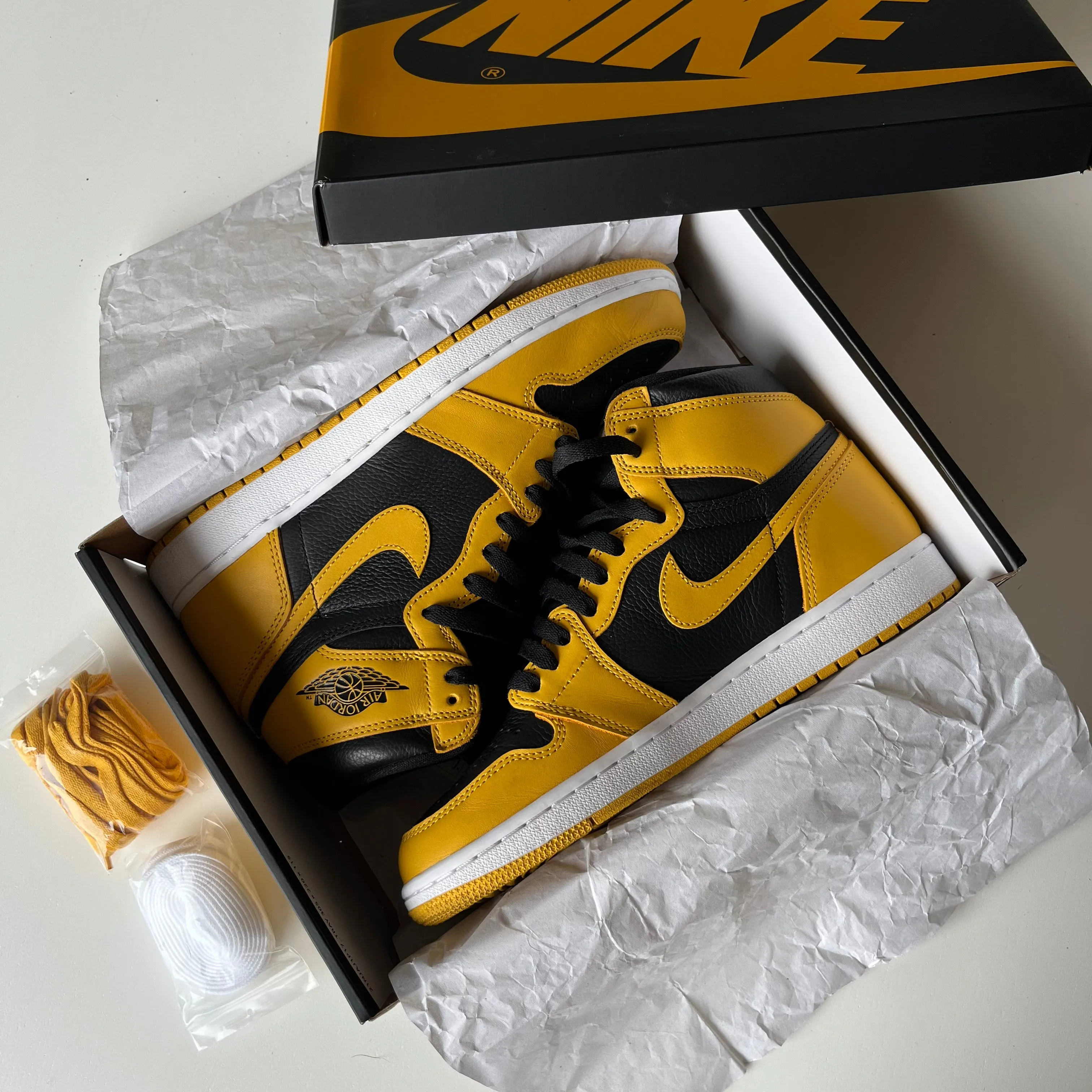 Air Jordan 1 High OG Pollen (taille 42) G Fazos Sneakers