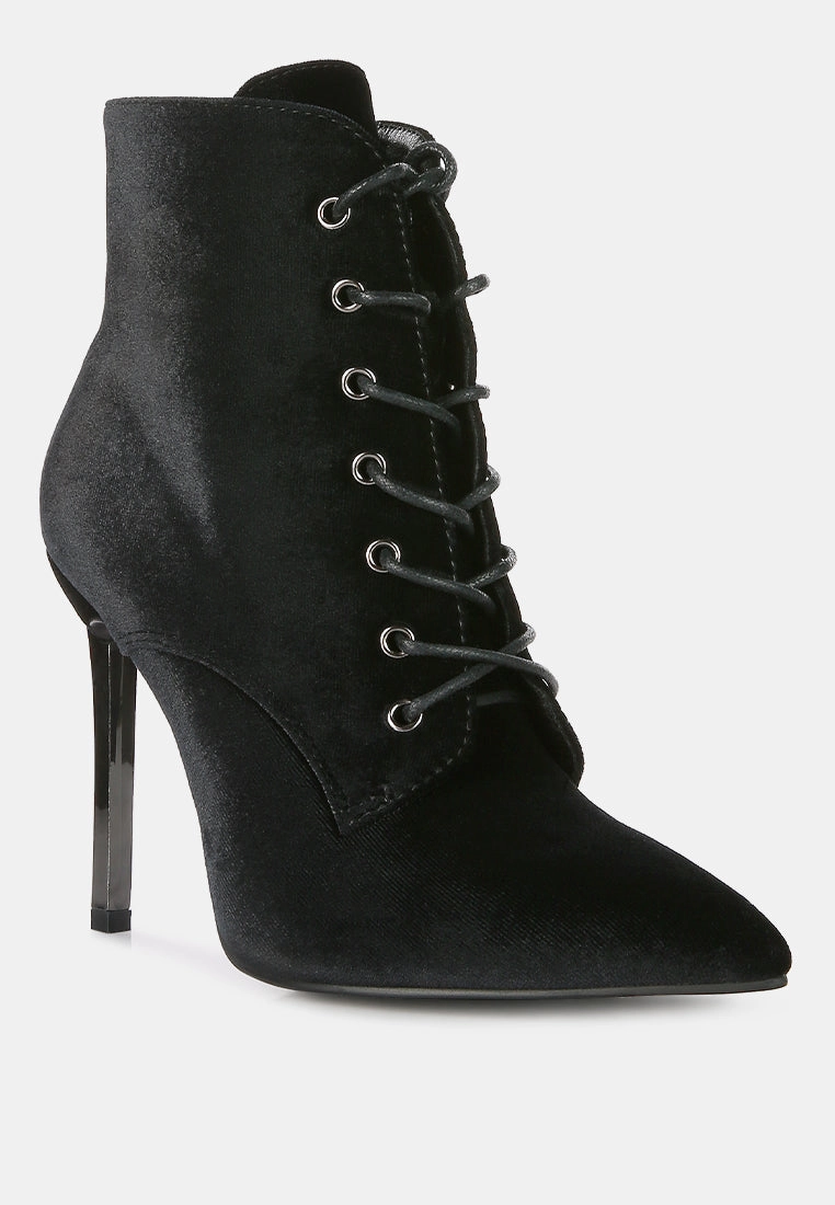bornsta velvet high heeled velvet boots Chukka Boots