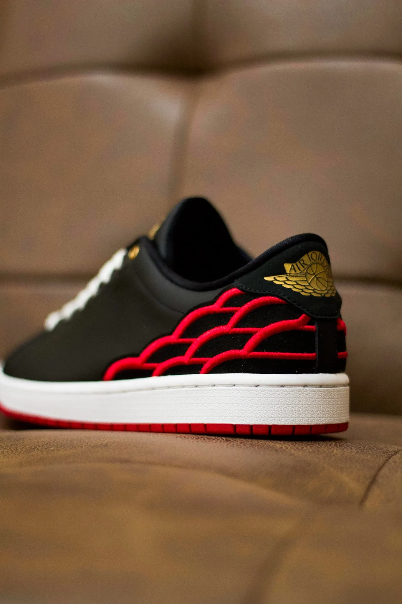 Killshot Sneakers AIR JORDAN 1 CENTRE COURT "BLACK/MYSTIC HIBISCUS"