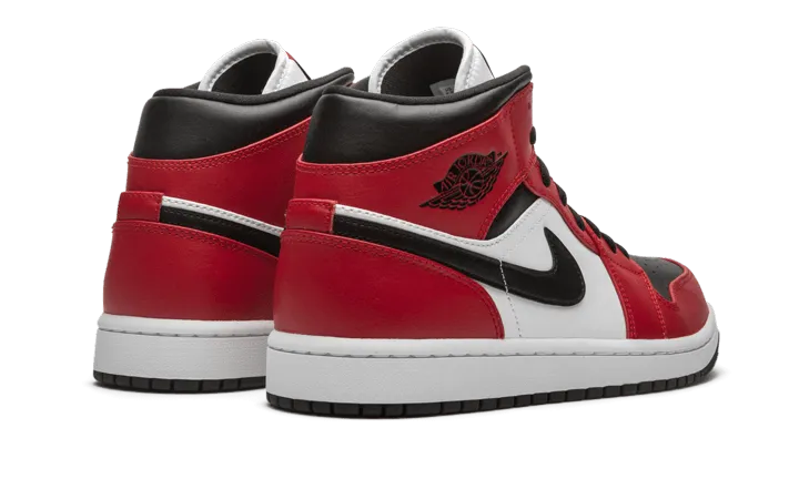 Puma Bmw Sneakers Air Jordan 1 Mid Chicago Black Toe