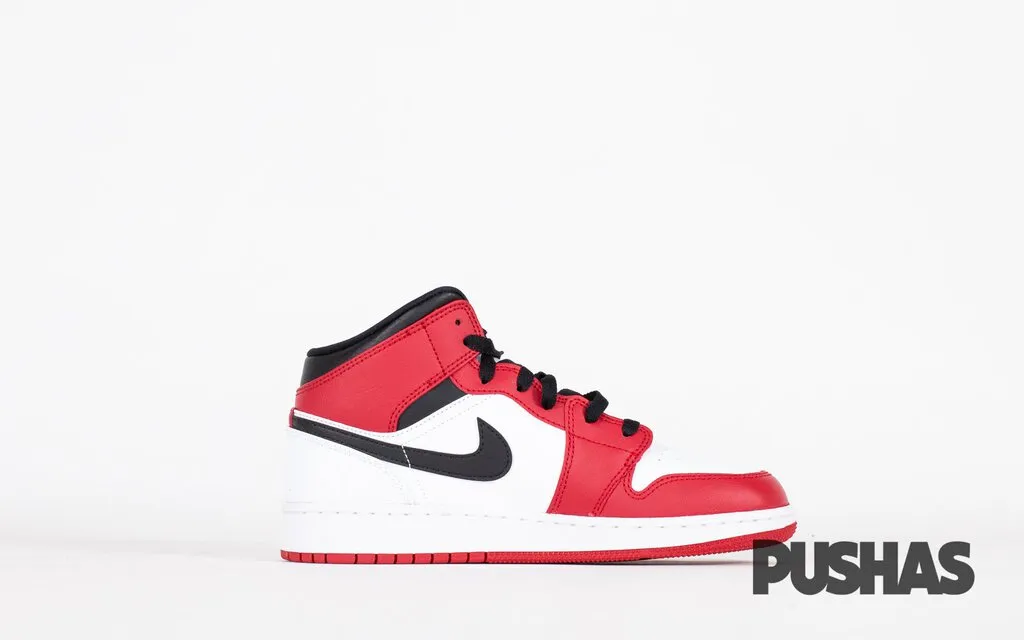 Sneakers Medicare Air Jordan 1 Mid 'Chicago White Heel'