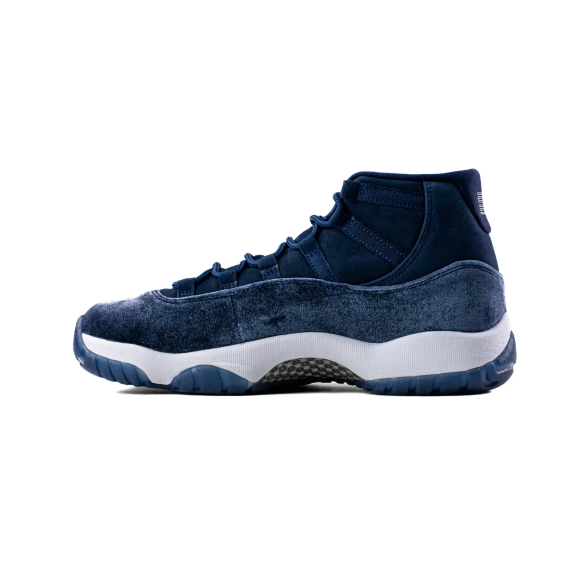 Air Jordan 11 Retro 'Midnight Navy' Women's (2022) Sneakers Vs Tennis Shoes