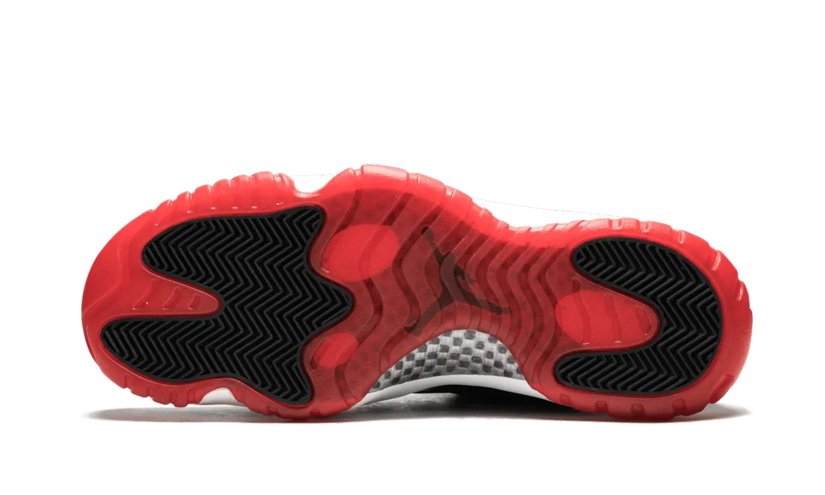 Walmart Sneakers Air Jordan 11 Retro "Bred"