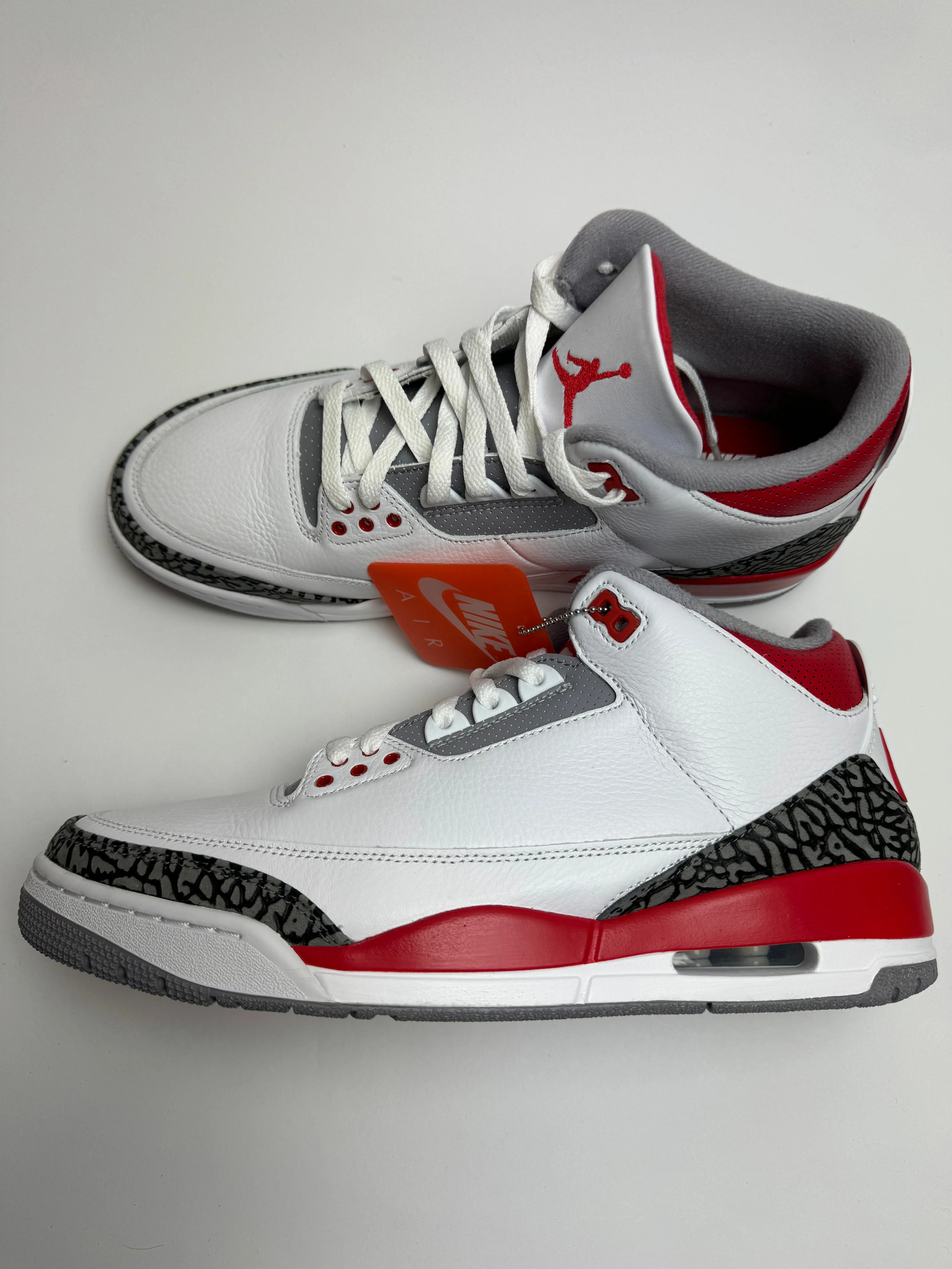 Air Jordan 3 Retro "Fire Red" Low-top Sneakers