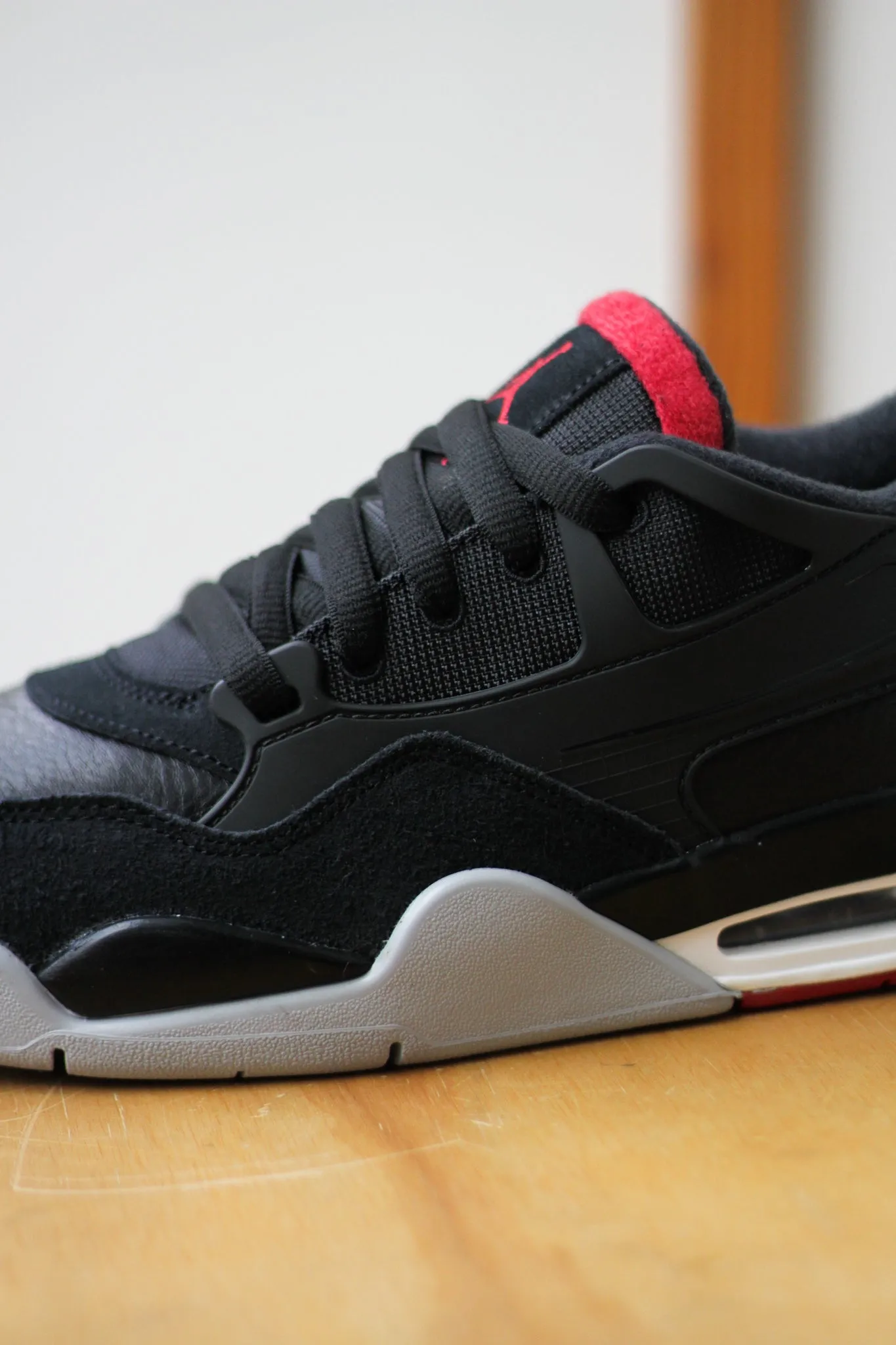 AIR JORDAN 4 RM "BLACK/VARSITY RED-WOLF GREY-WHITE" Onitsuka Tiger Sneakers