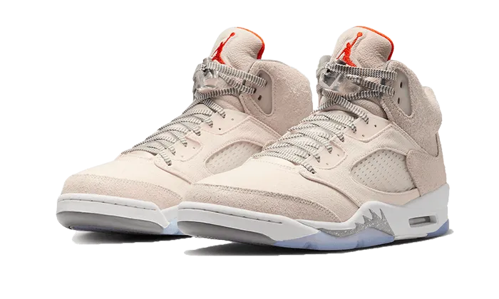 Flat Feet Sneakers Air Jordan 5 Retro SE Craft Light Orewood Brown
