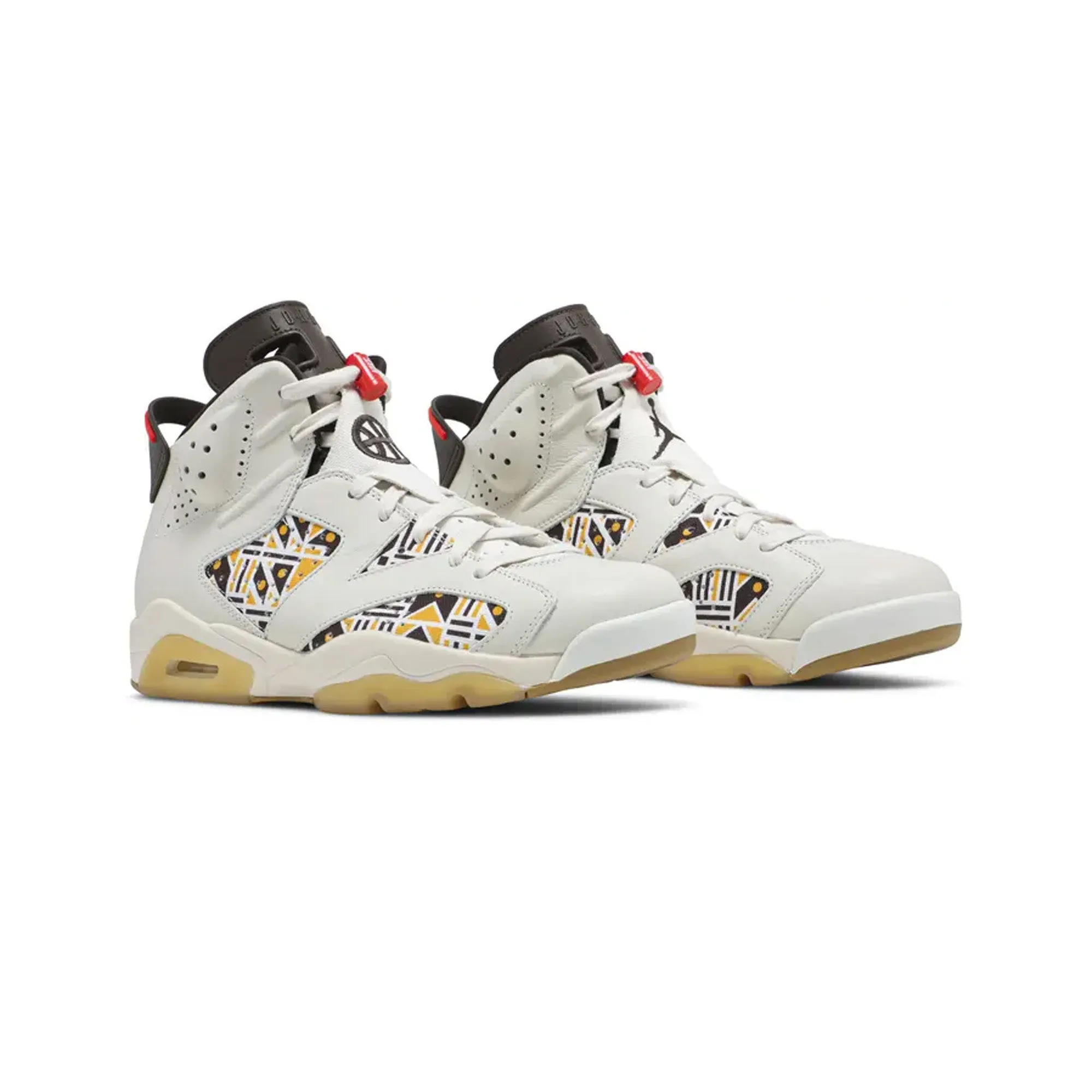 Sports Sneakers Air Jordan 6 'Quai54' - Sail Brown