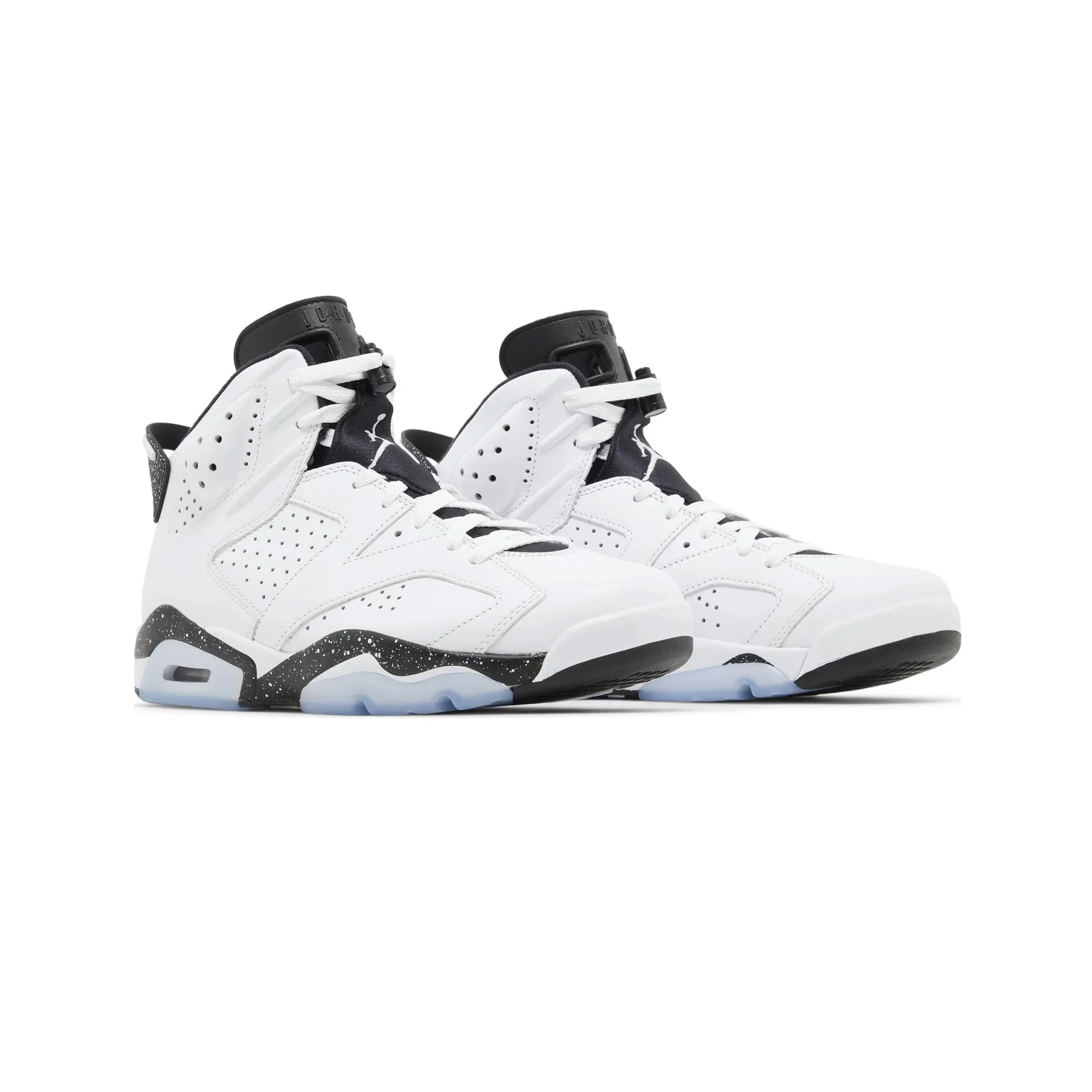 Gold And Silver Sneakers Air Jordan 6 Retro 'Reverse Oreo' (2024)