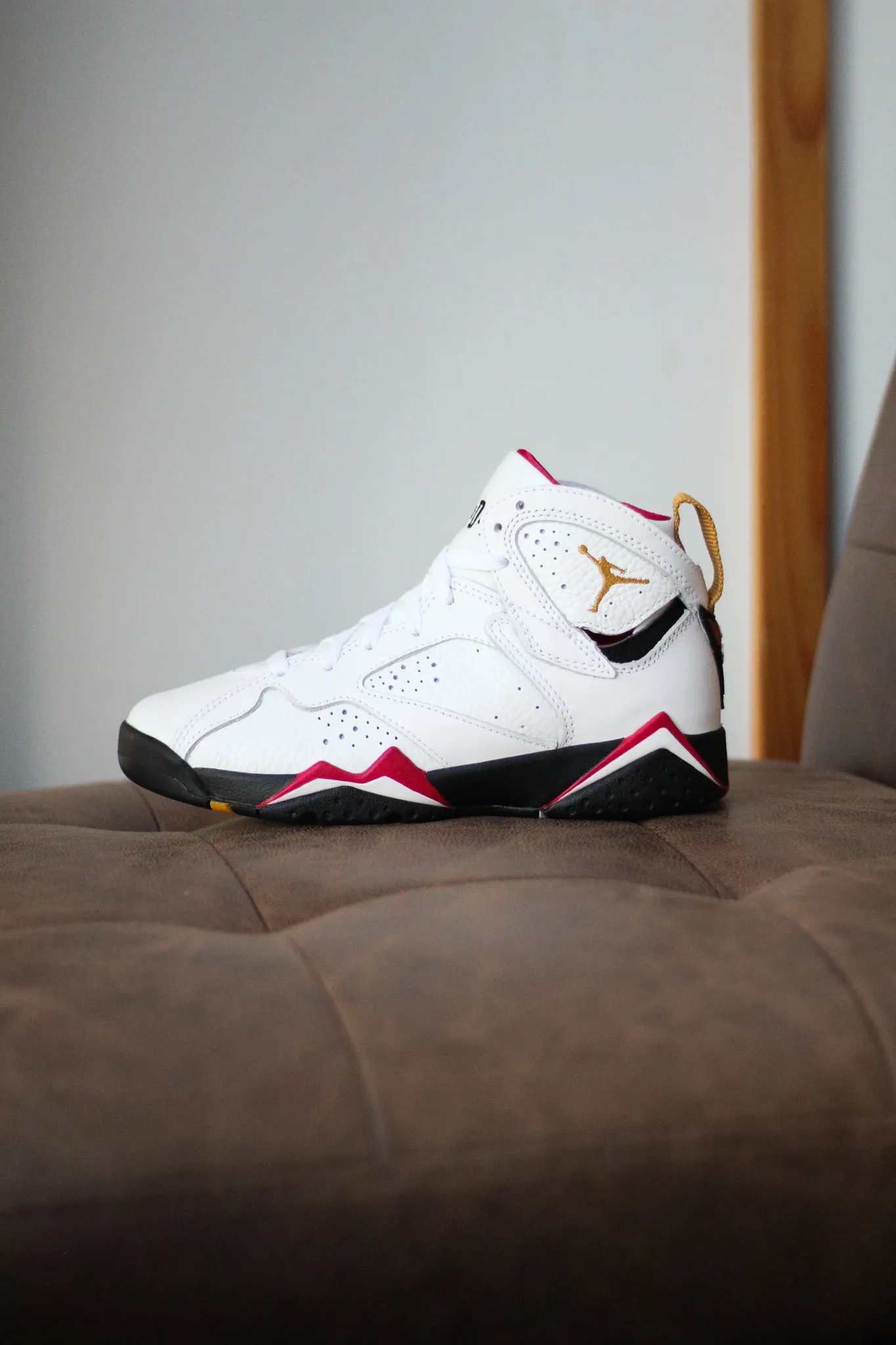 Political Sneakers AIR JORDAN 7 RETRO (GS) "CARDINAL"