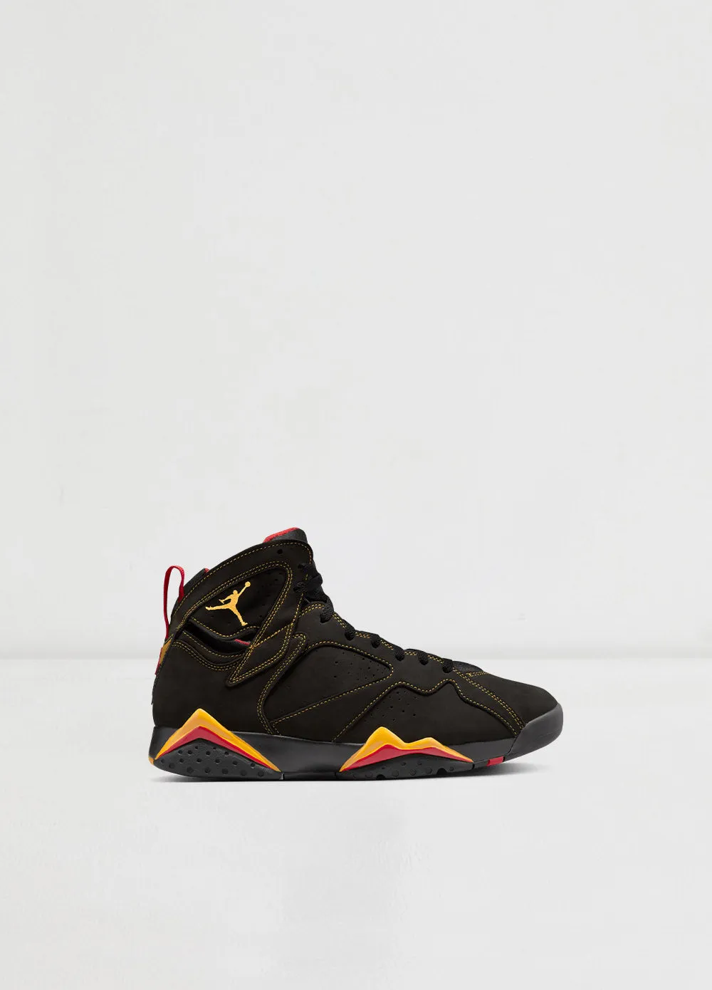 Hard Toe Sneakers Air Jordan 7 Retro Sneakers