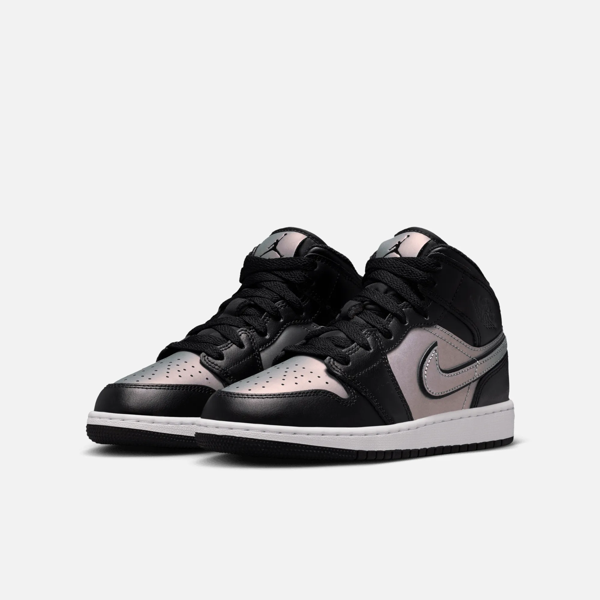 Air Jordan Big Kids' 1 Mid Black Iridescent (GS) Oq Sneakers