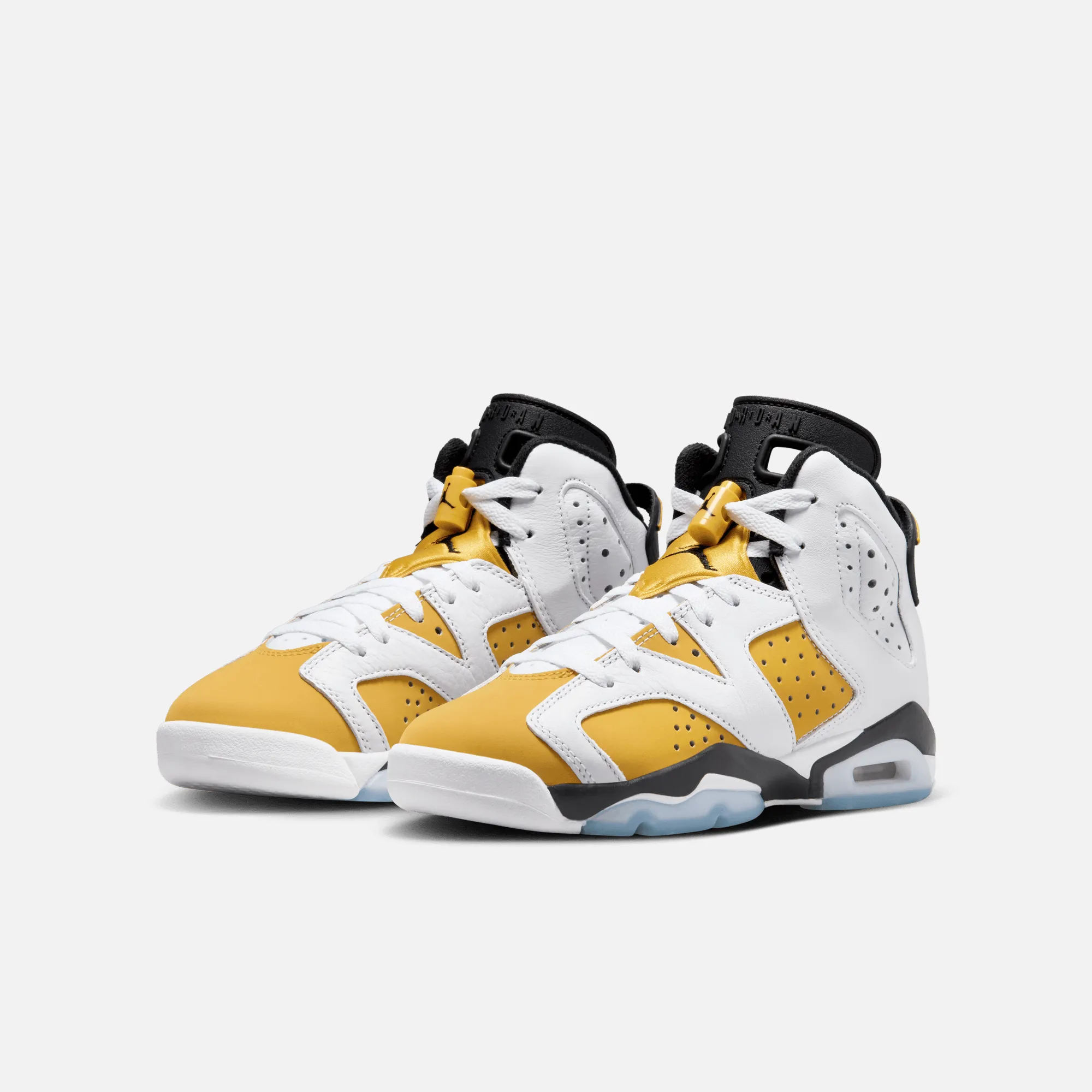 Air Jordan Big Kids' 6 Retro Yellow Ochre (GS) Hawk Sneakers
