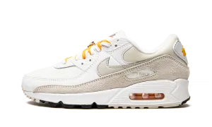 Best Nike Walking Shoes AIR MAX 90 NMS WMNS "Light Bone University Gold"