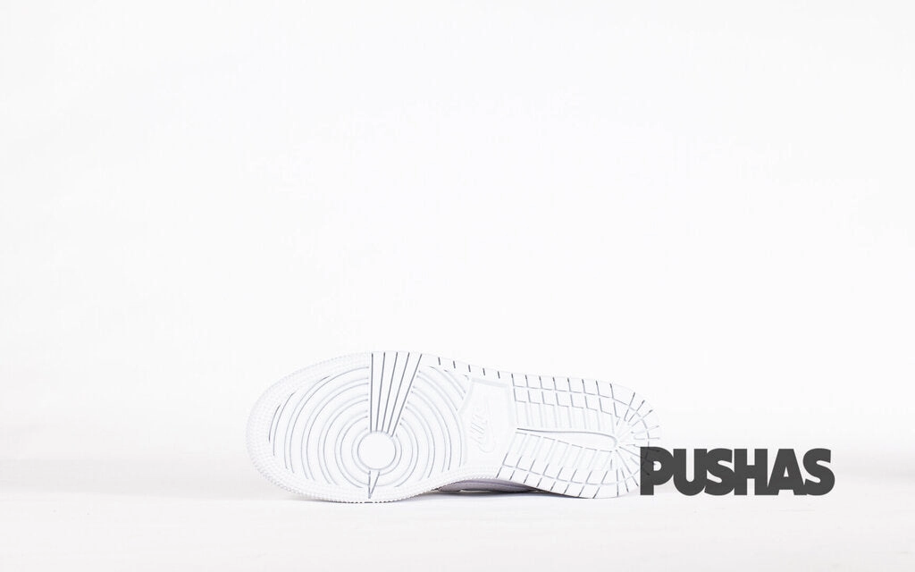 Sneakers High Top Nike Air Jordan 1 Low OG 'Neutral Grey' GS (2021)