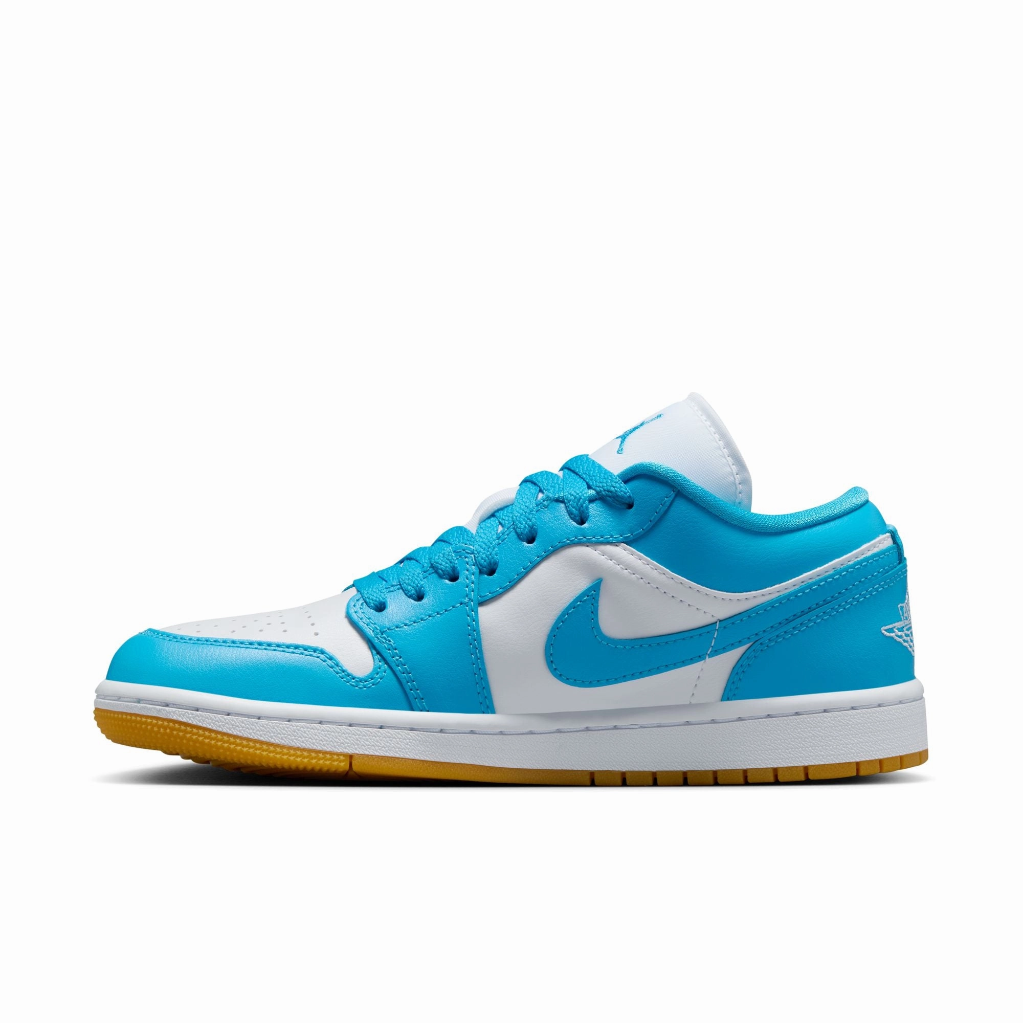 Accuses Stockx Of Knowingly Selling Fake Sneakers Air Jordan 1 Low Women's Shoes Color: White/dk Powder Blue-gum Light Brown DC0774-104