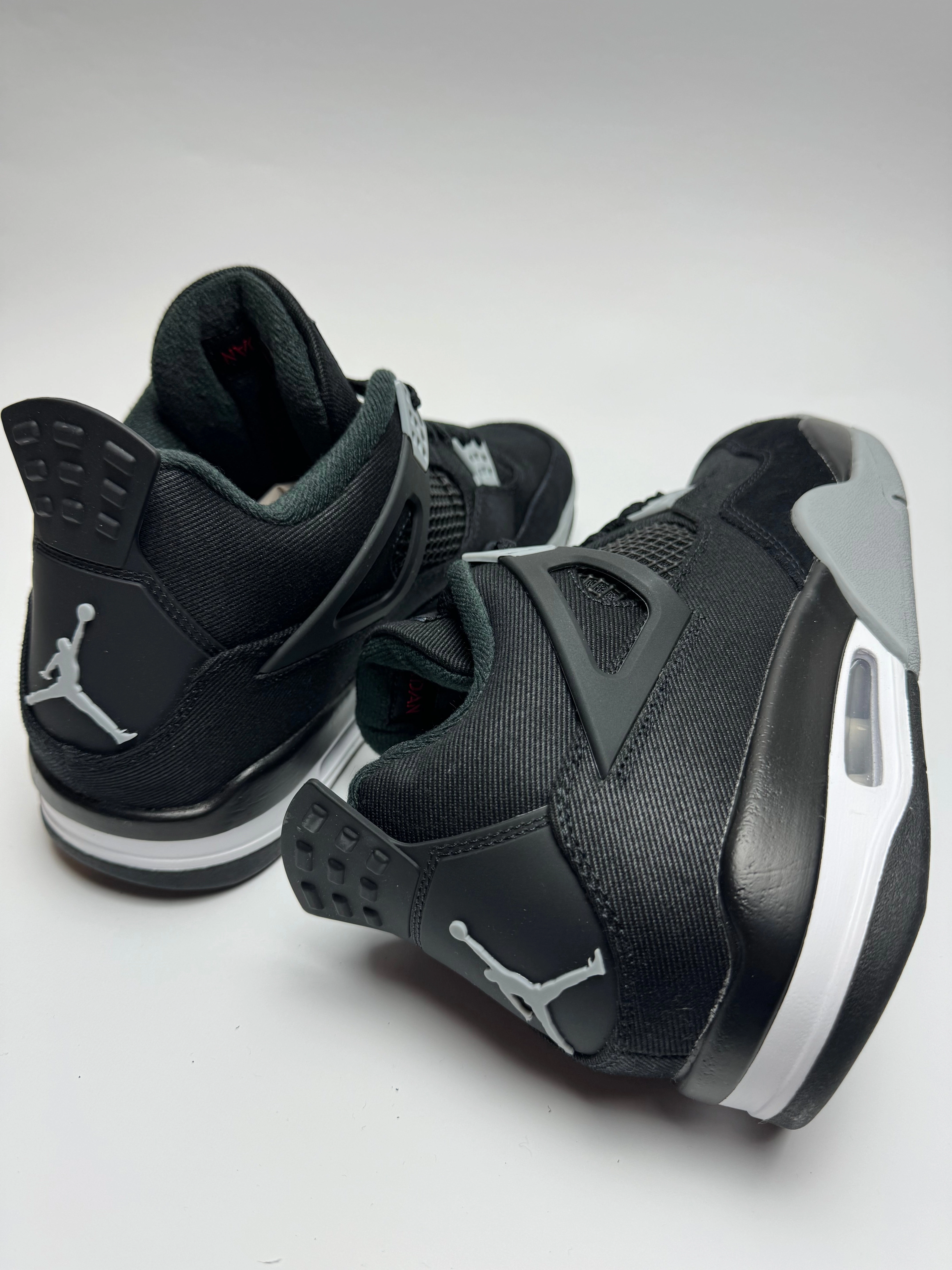 Clark Sneakers Air Jordan 4 Retro SE "Black Canvas"