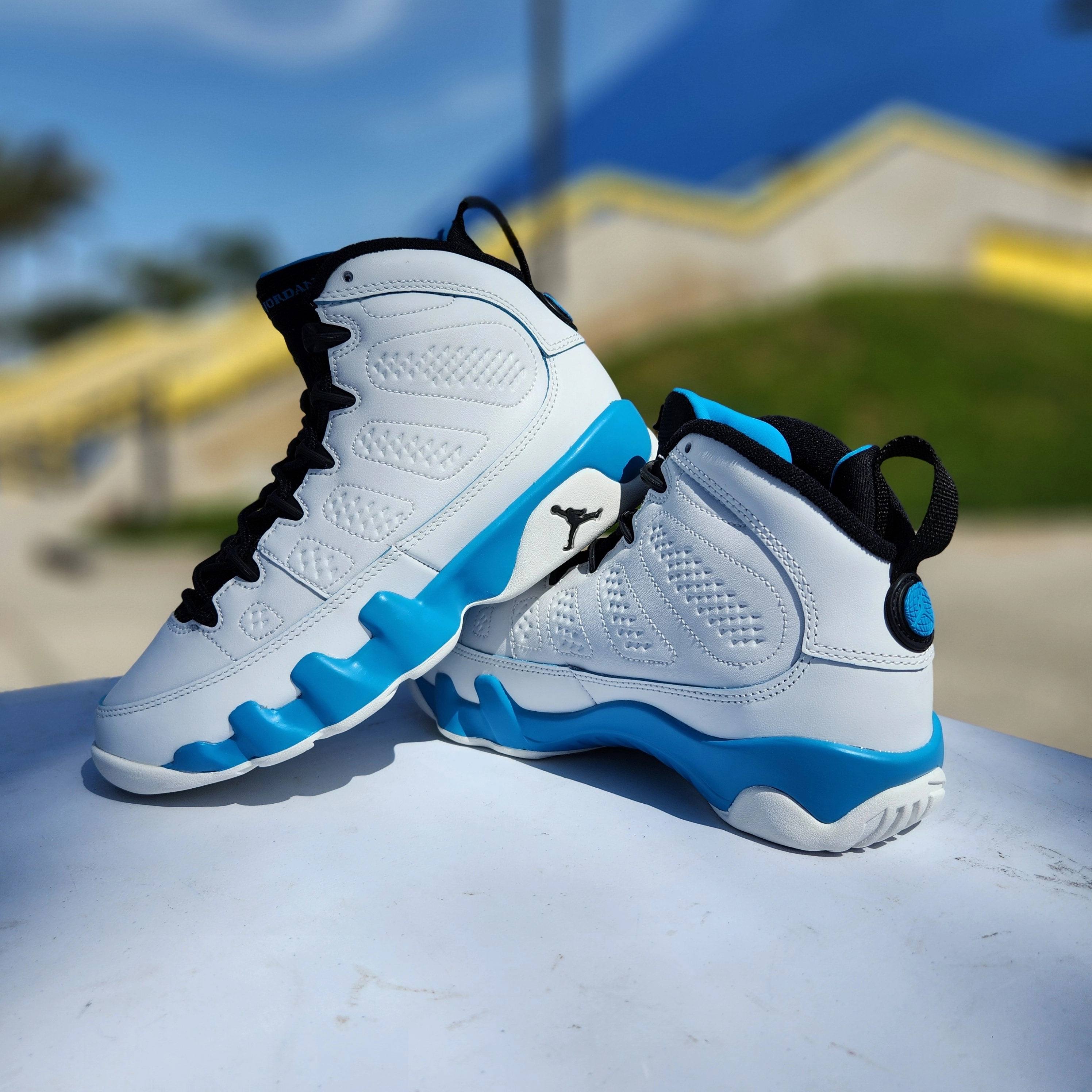 Minnie Mouse Sneakers Air Jordan 9 Retro "Powder Blue" GS