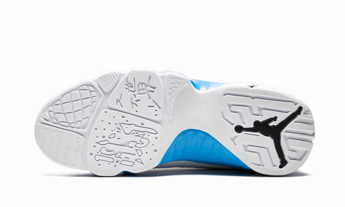 Air Jordan 9 Retro "Powder Blue" Sneakers New Balance