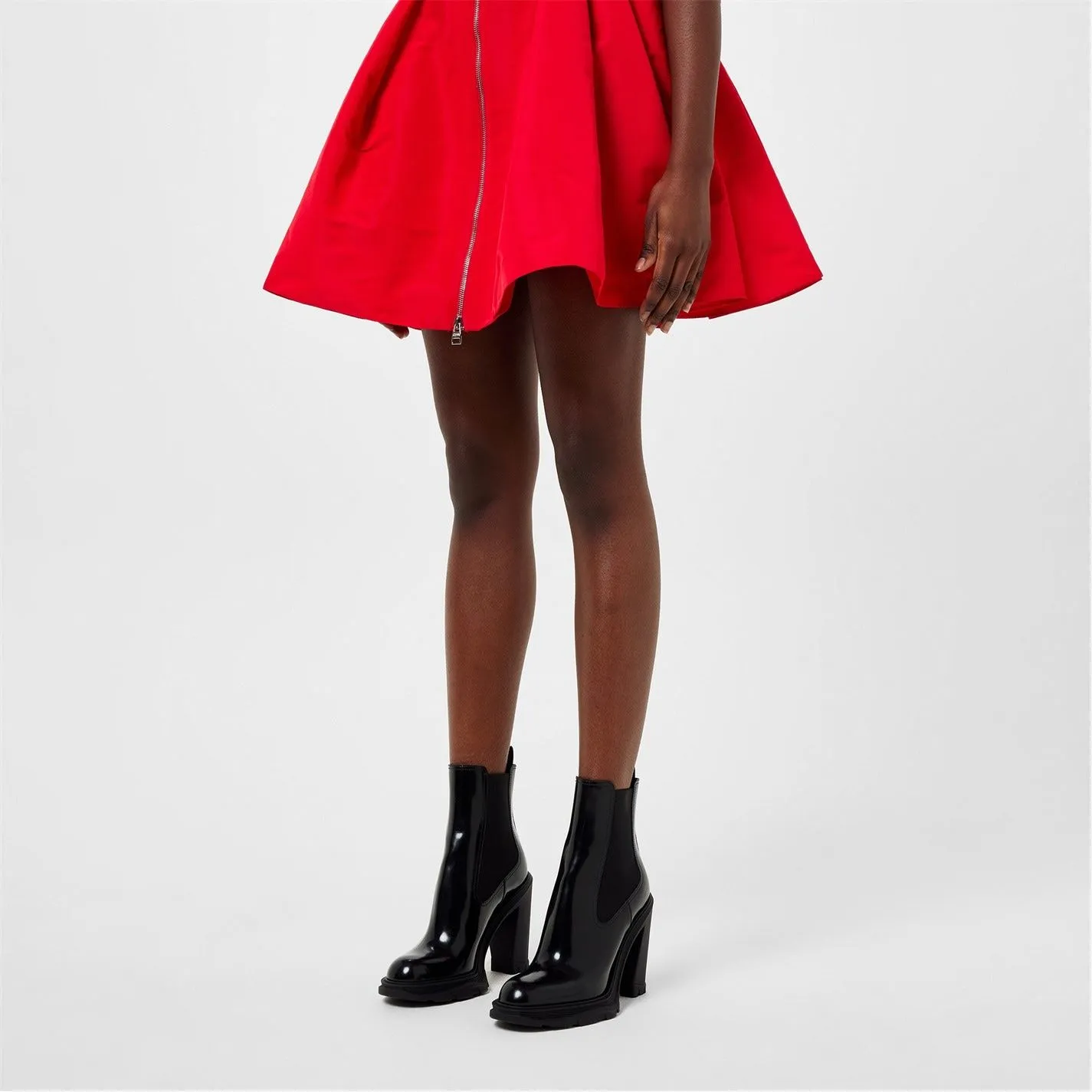 Alexander Mcqueen  Tread Heeled Boots Black 1000 Lariat Boots