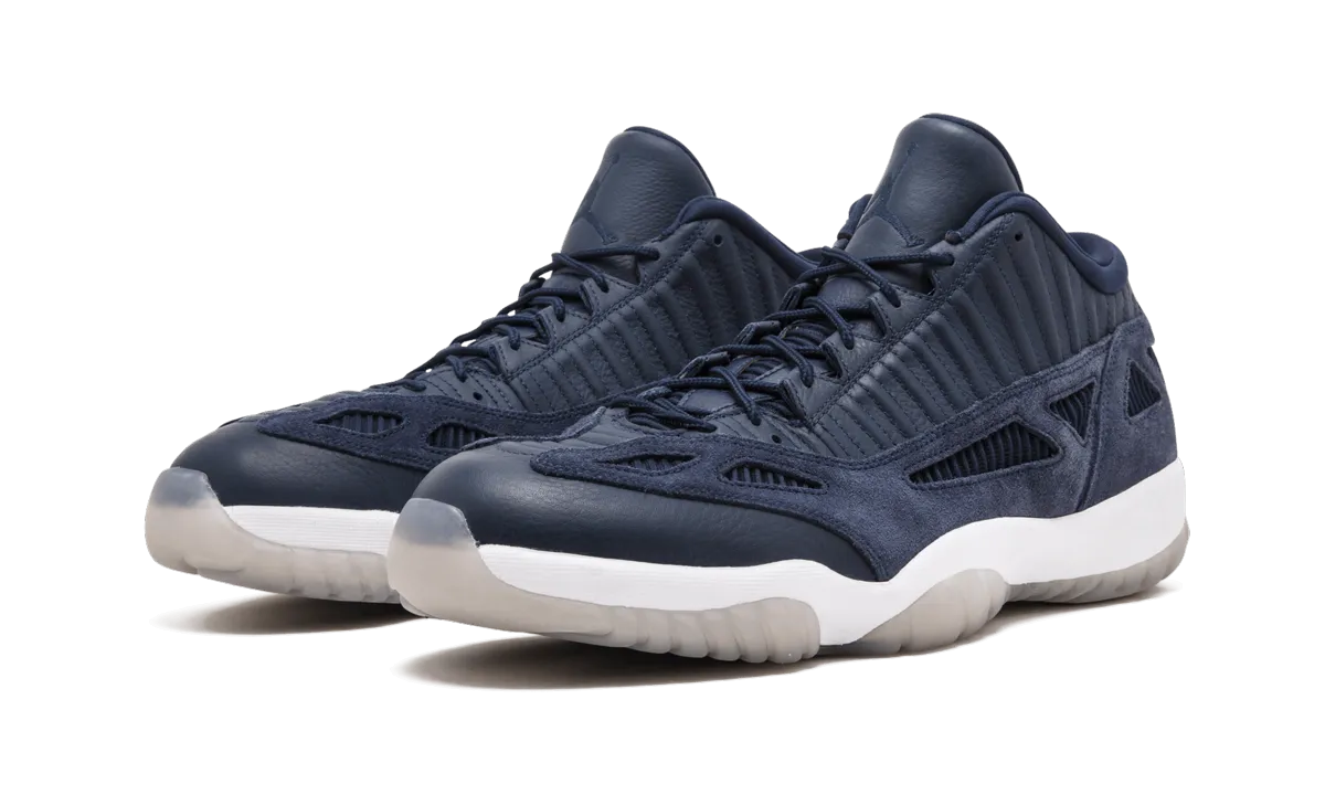 Sneakers Apl Air Jordan 11 Retro Low IE "Obsidian"