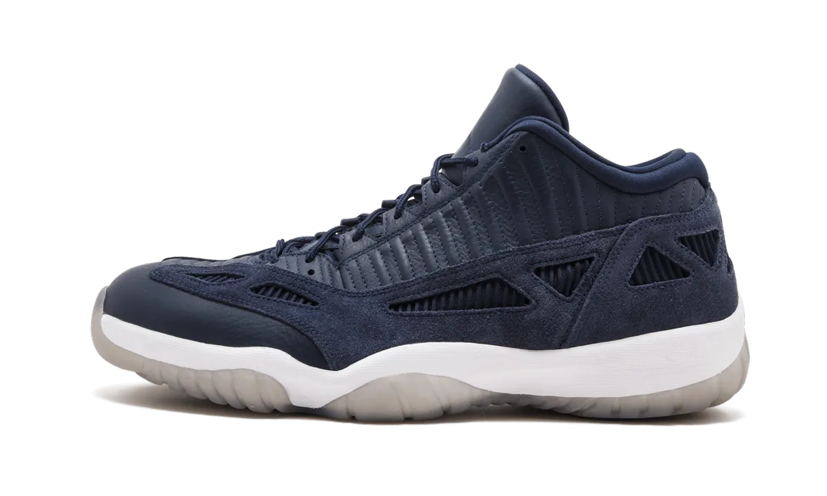 Paw Sneakers Air Jordan 11 Retro Low IE "Obsidian"