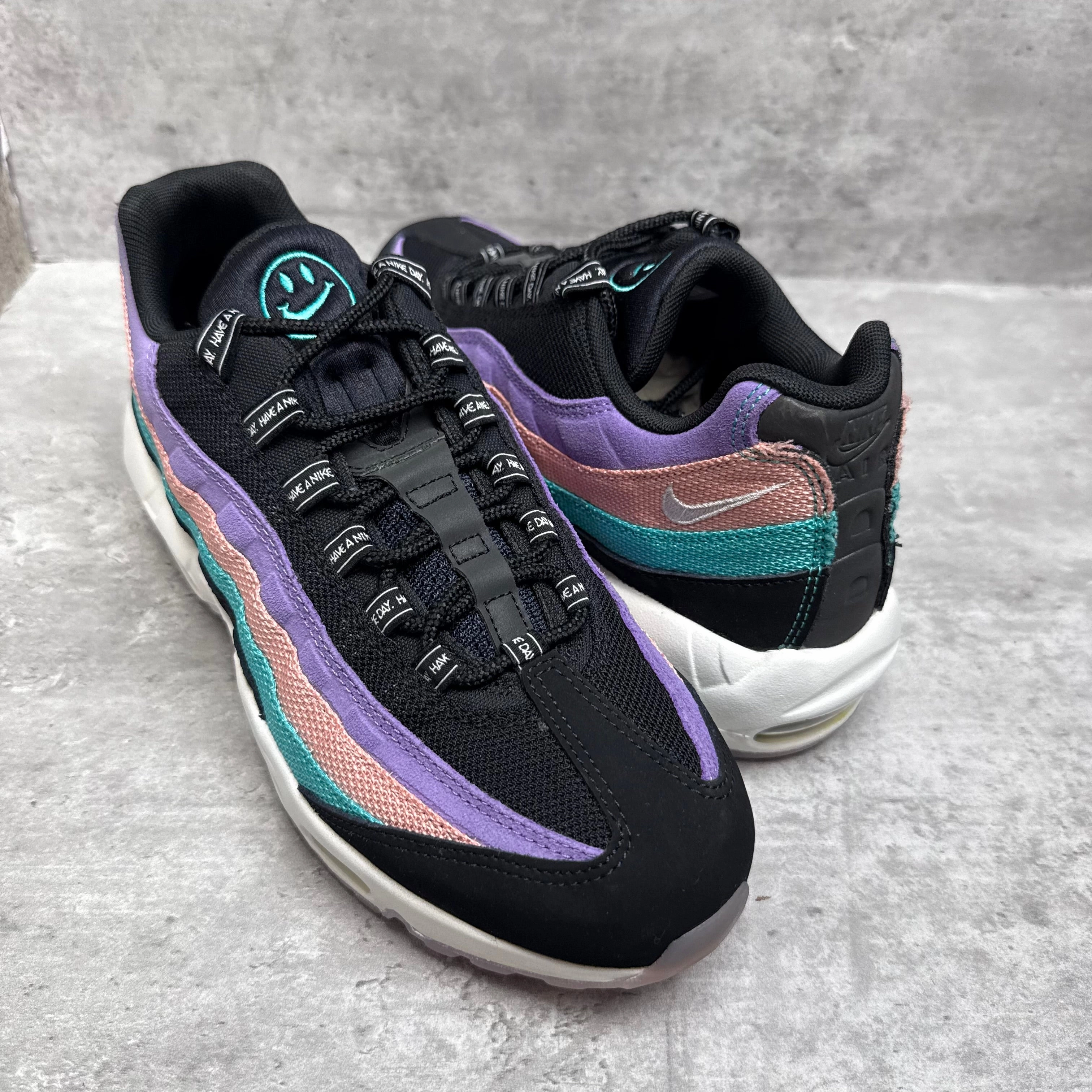 Nike Airmax 95 Have A Nike Day Nike Air More Uptempo Basketball Shoes