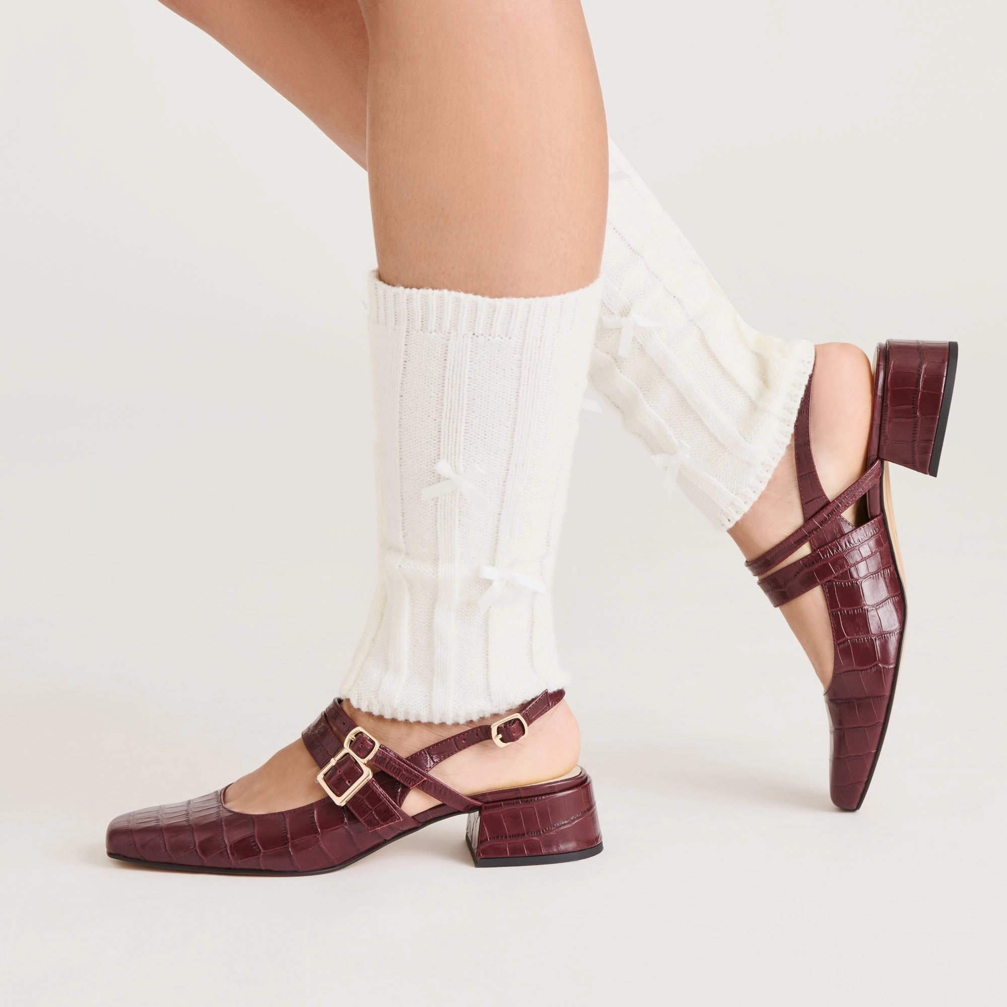 SATIN BOW LEG WARMERS IVORY Converse All Star Casual Shoes