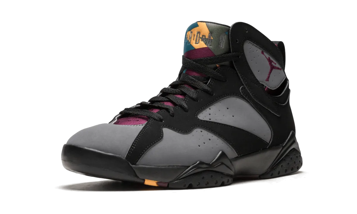 Michael Jordan Basketball Sneakers Air Jordan 7 Retro "Bordeaux 2015"