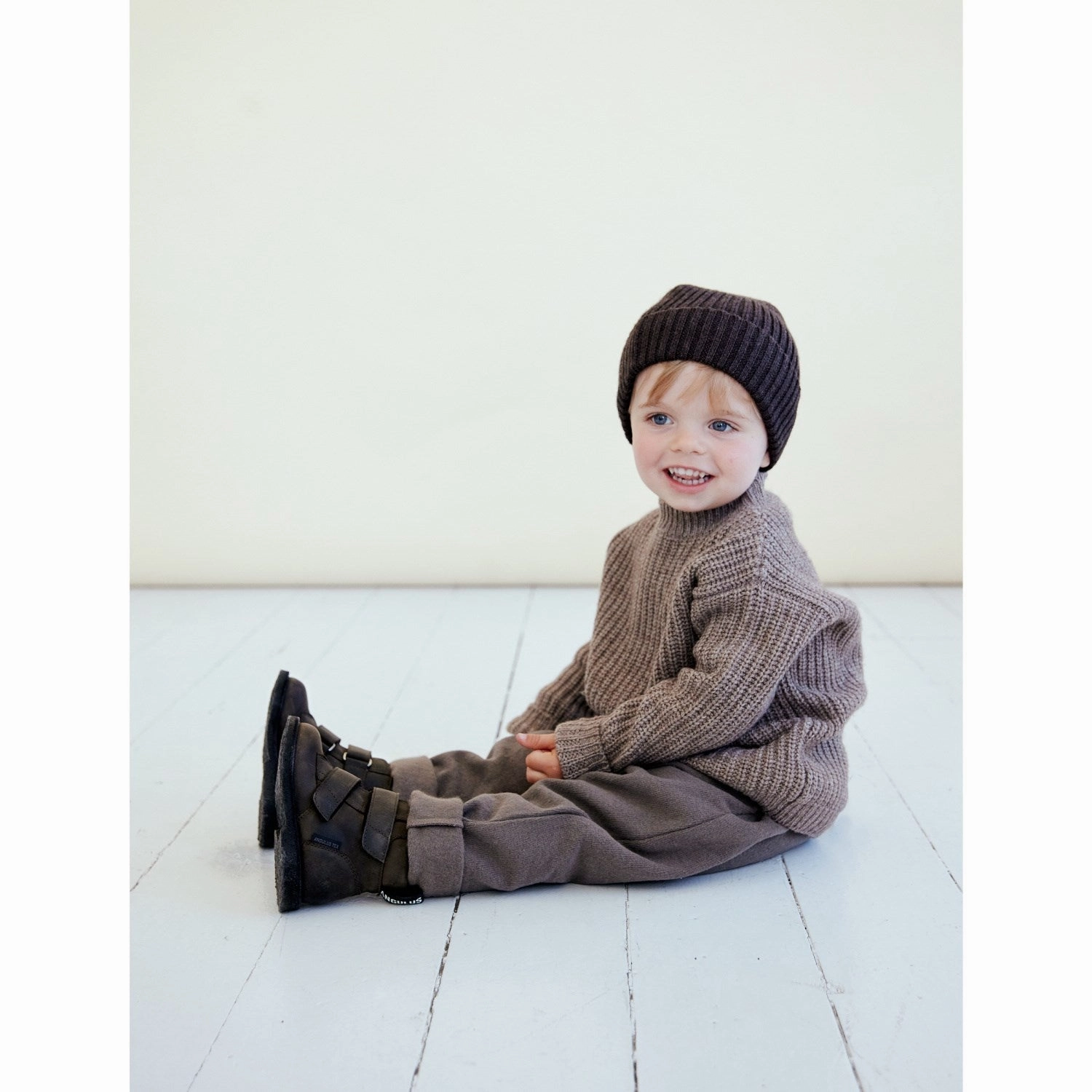 Rudyard Kipling Poem Boots Angulus Dark olive Beginner Tex Boot with Logo Tape and Velcro Closure