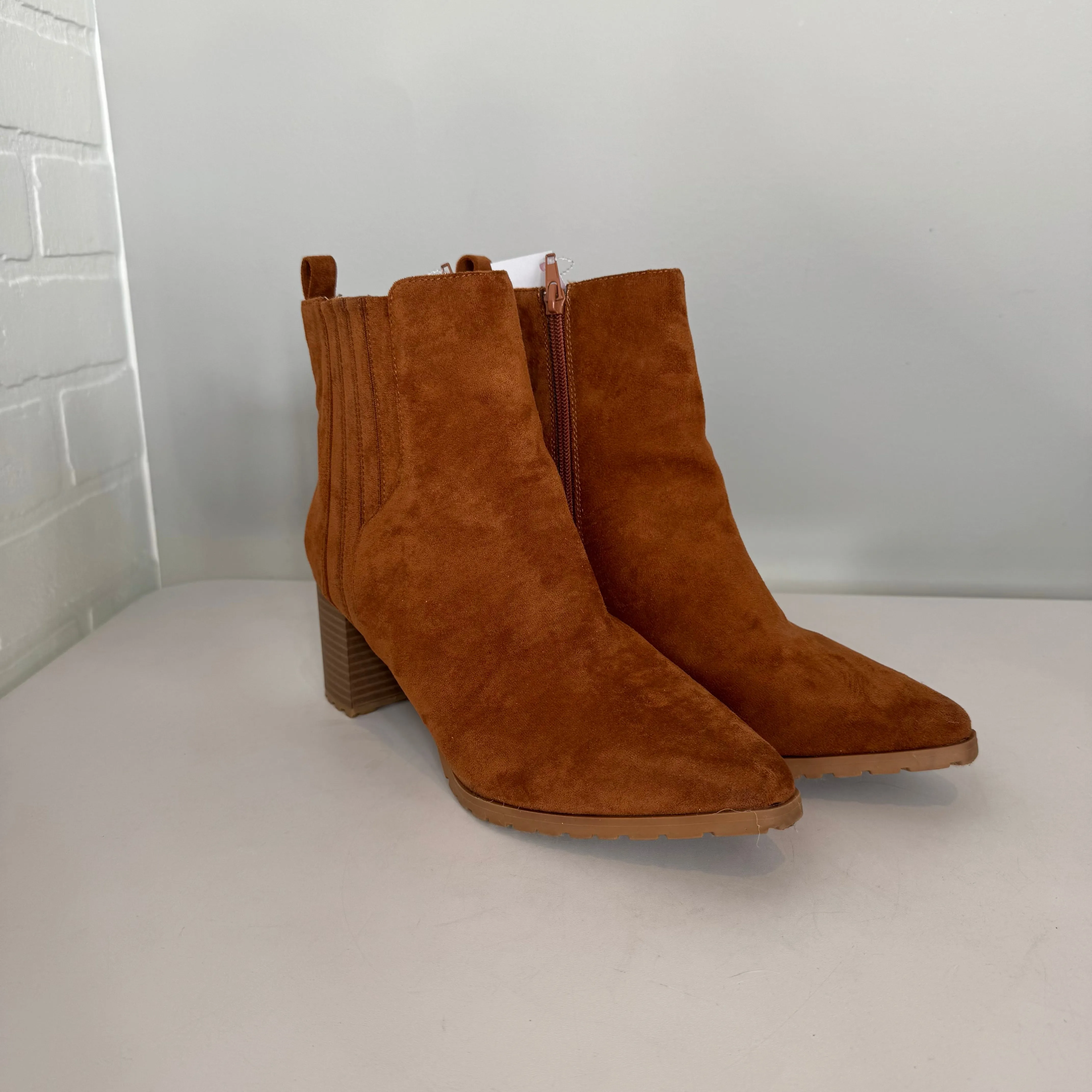 Boots Ankle Heels By Maurices In Brown, Size: 9 Insulation Boots