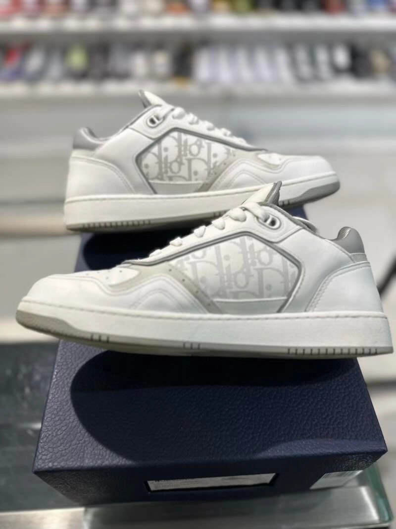 Sneakers For Unisex Dior B27 Low Top Oblique White Grey - Pre-Owned Size 40 / US 7.5M