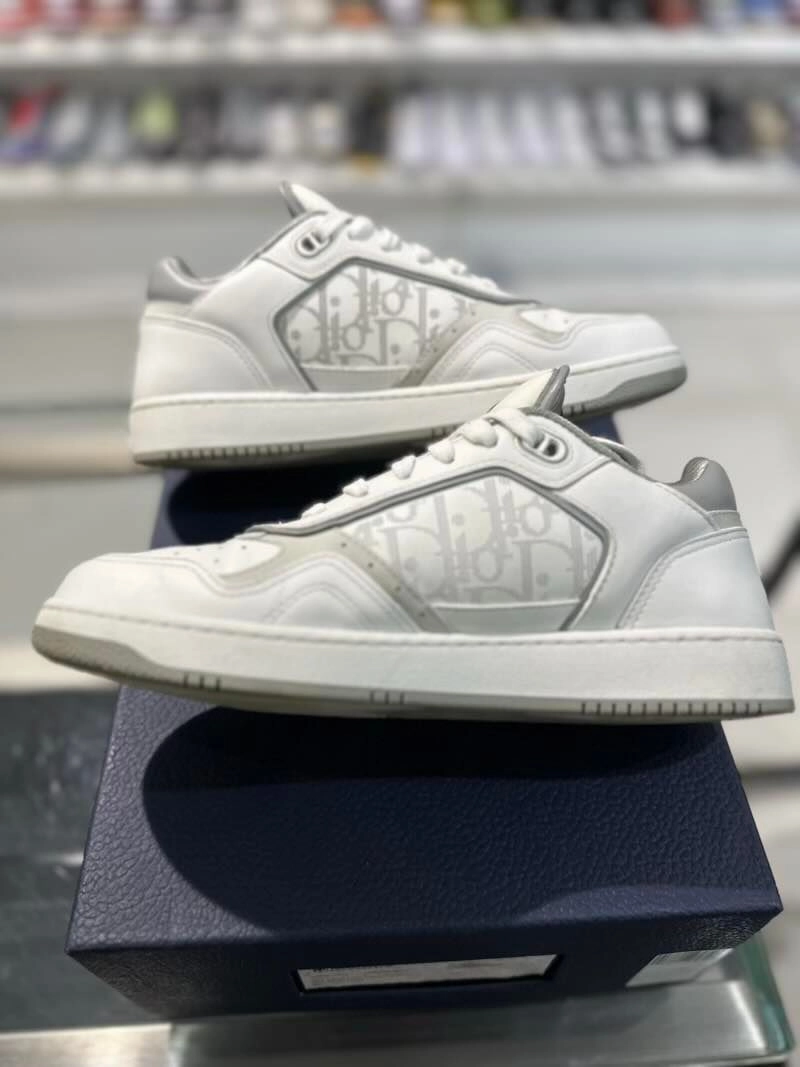 Lv Trainer Sneakers Dior B27 Low Top Oblique White Grey - Pre-Owned Size 40 / US 7.5M