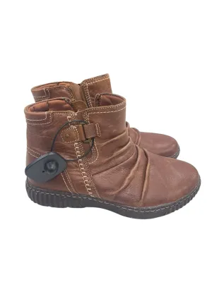 Boots Ankle Flats By Clarks In Brown, Size: 7.5 Amazon Clearance Boots