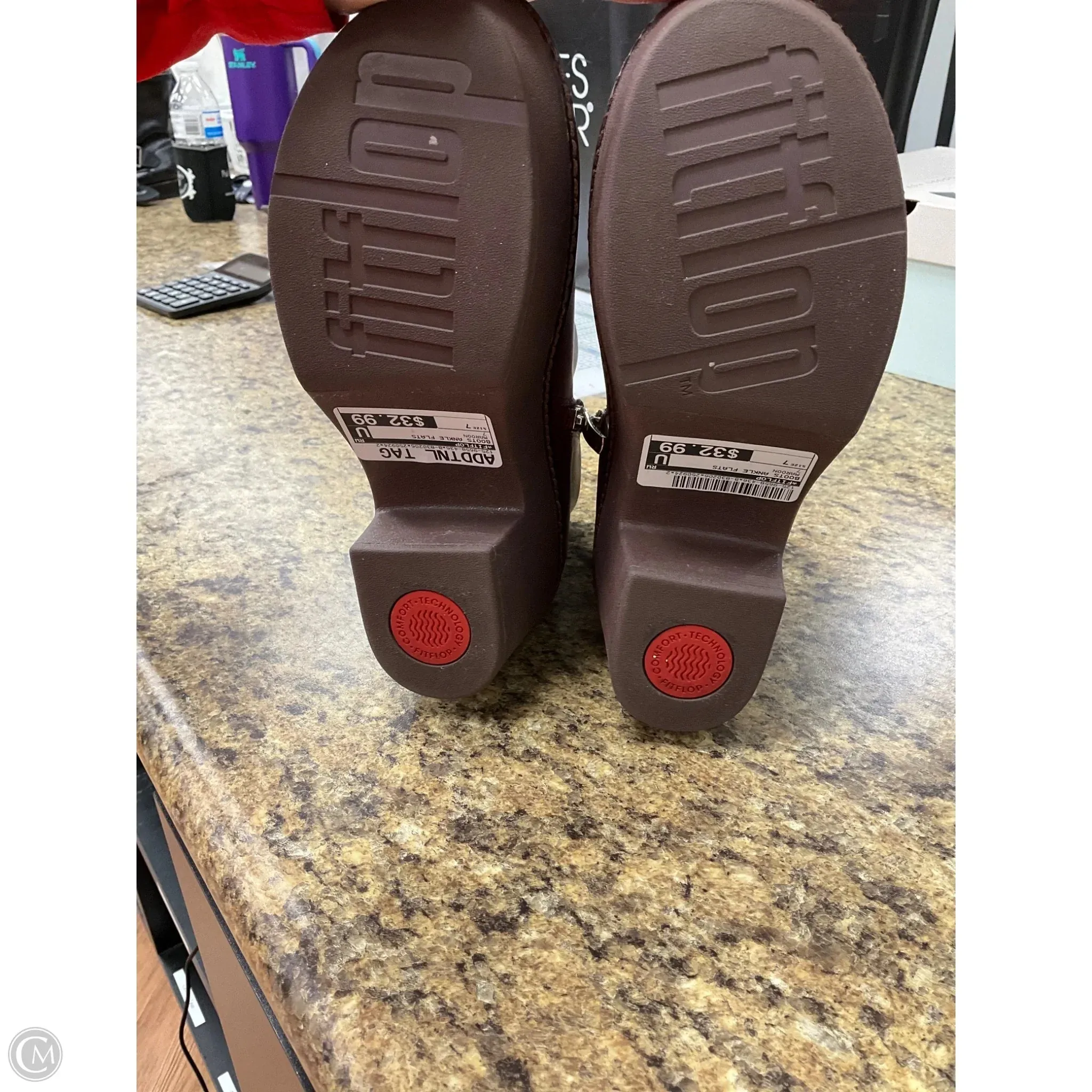 Demonias Boots Boots Ankle Flats By Fitflop In Maroon, Size: 7