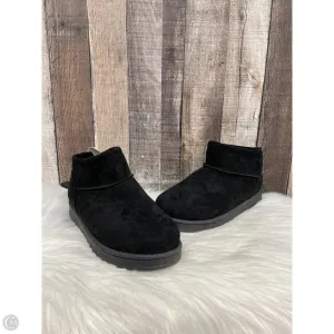 Boots Ankle Flats By So In Black, Size: 8 Boots With Ice Cleats