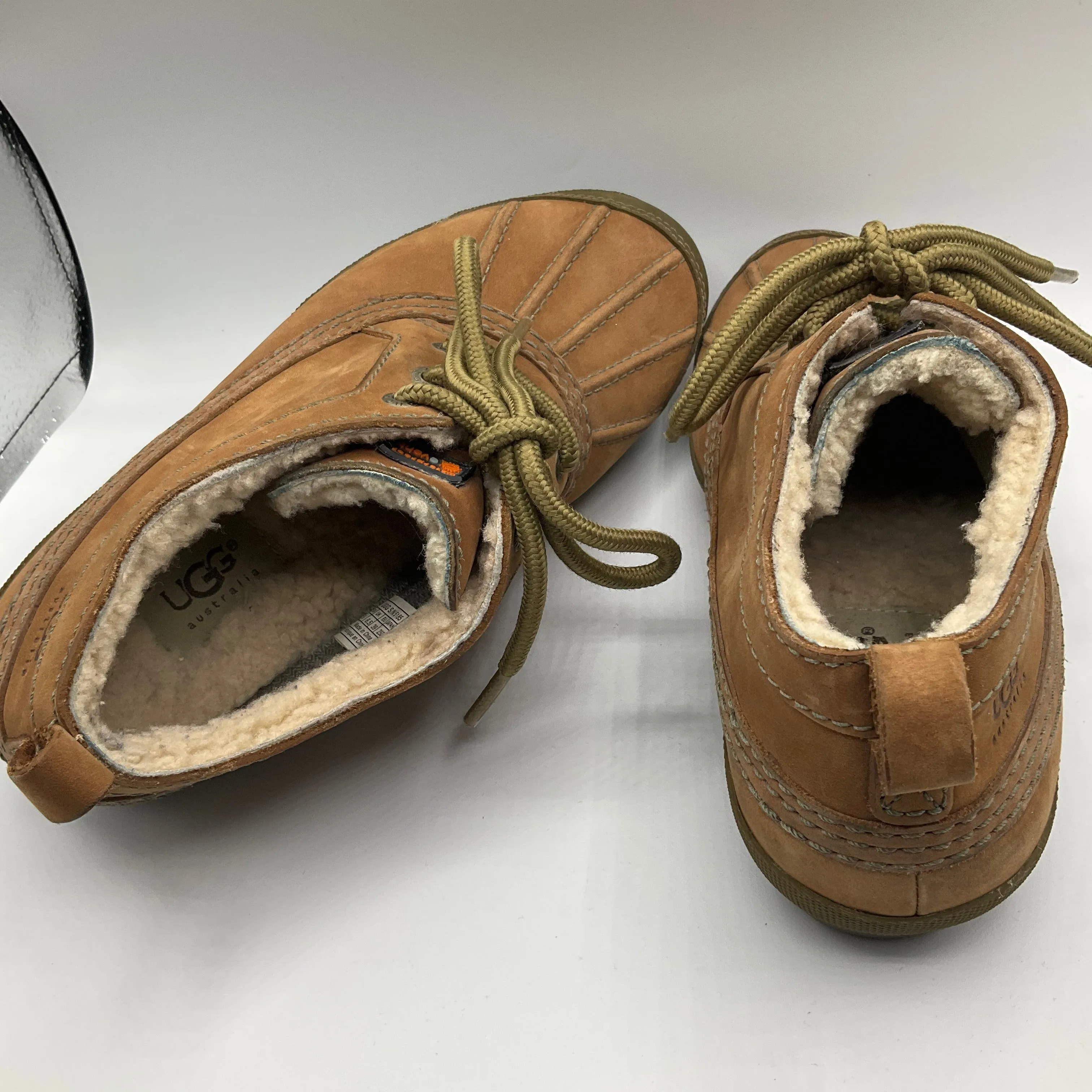 Snow Boots Sale Boots Ankle Flats By Ugg In Tan, Size: 8