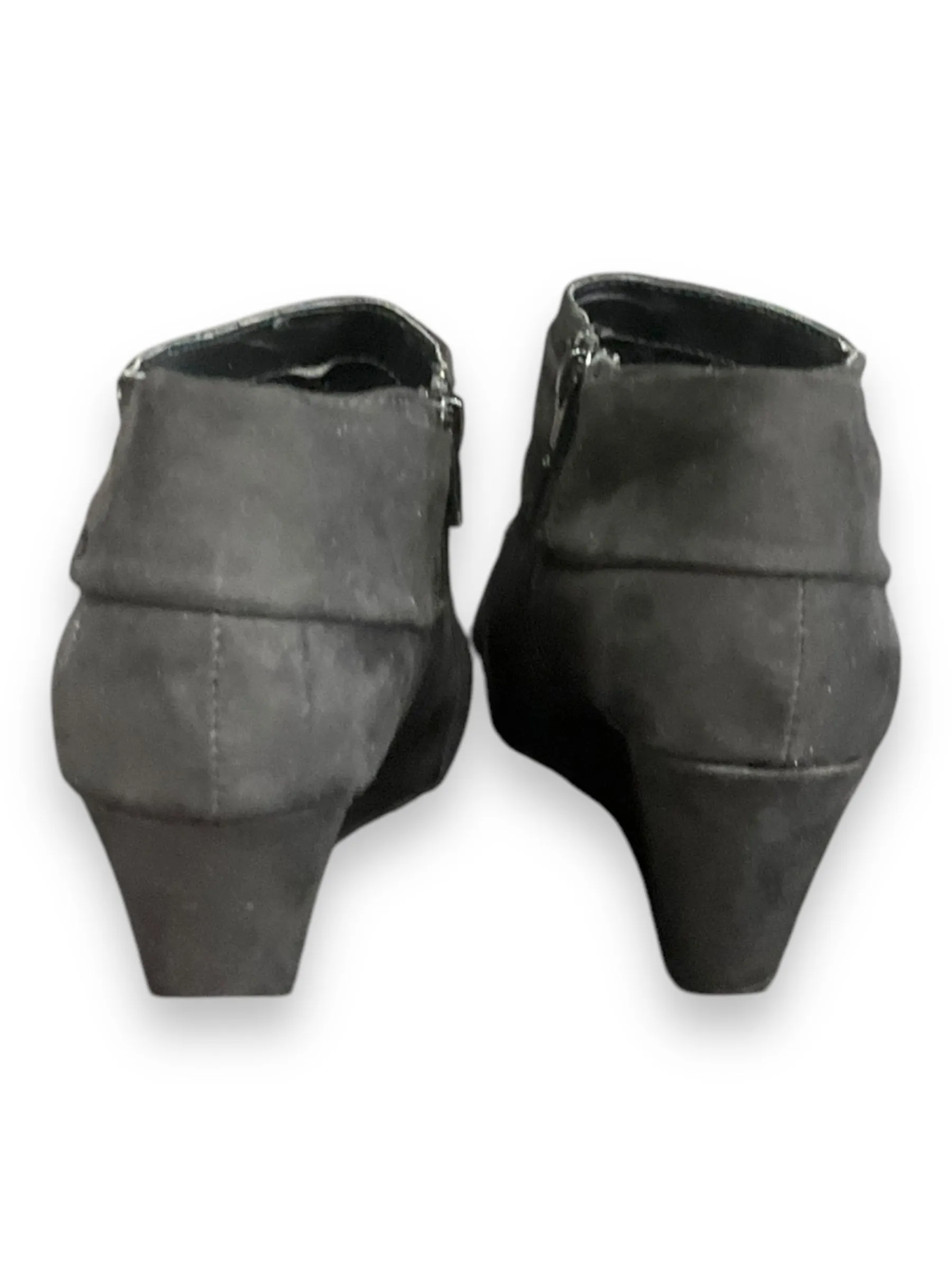 Moc Toe Boots Boots Ankle Heels By Report In Black, Size: 6.5