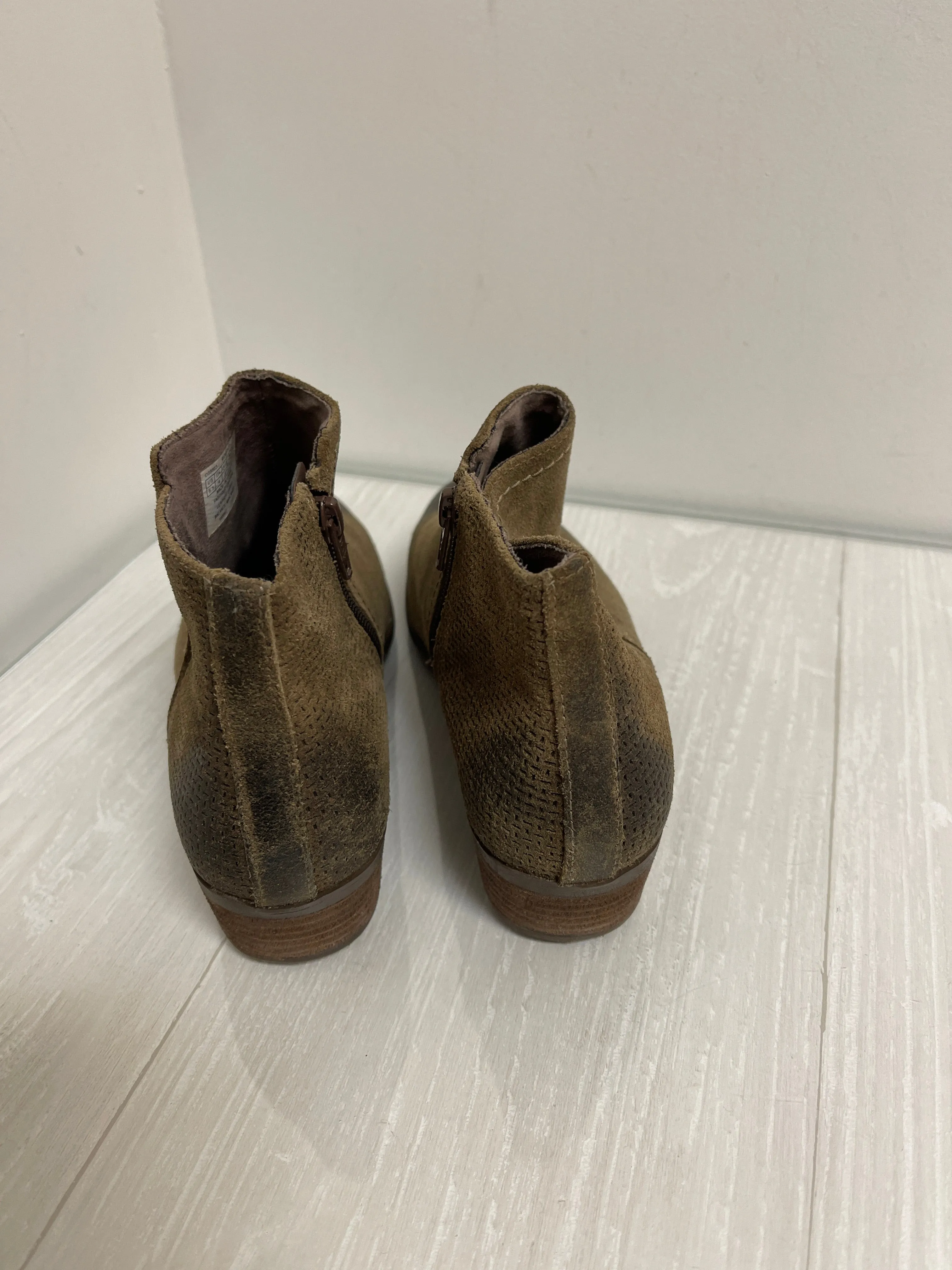 Belles And Boots Boots Ankle Heels By Rockport In Brown, Size: 6.5