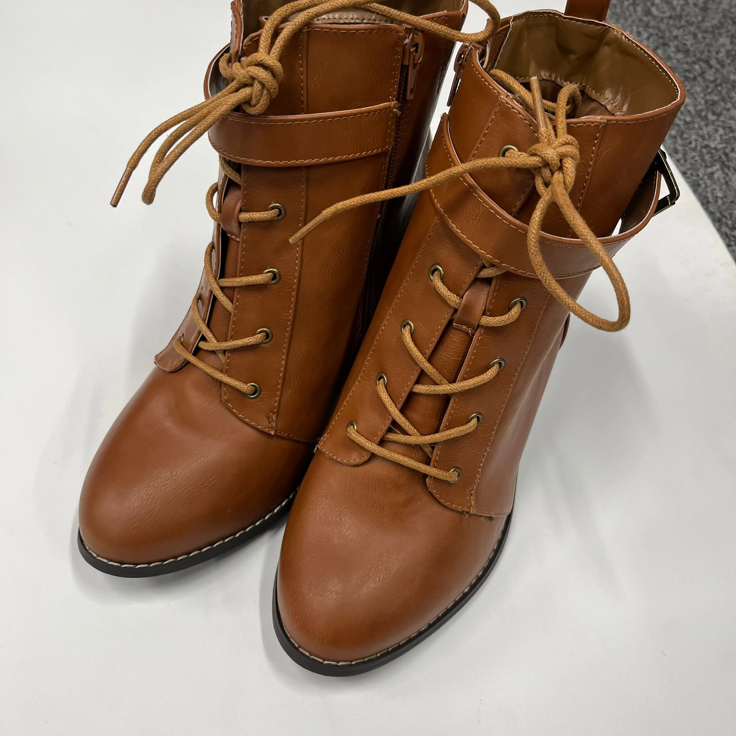 Eddie Bauer Boots Boots Ankle Heels By Shoedazzle  Size: 10