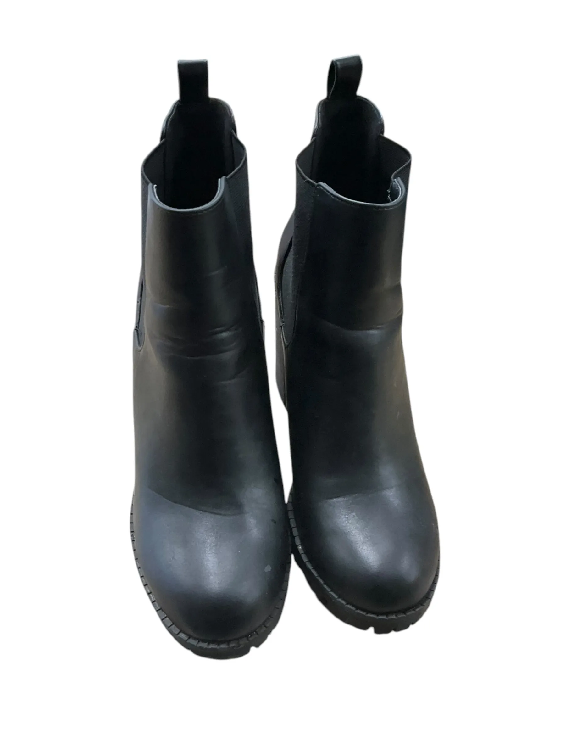 Cherry Boots Boots Ankle Heels By Soda In Black, Size: 8