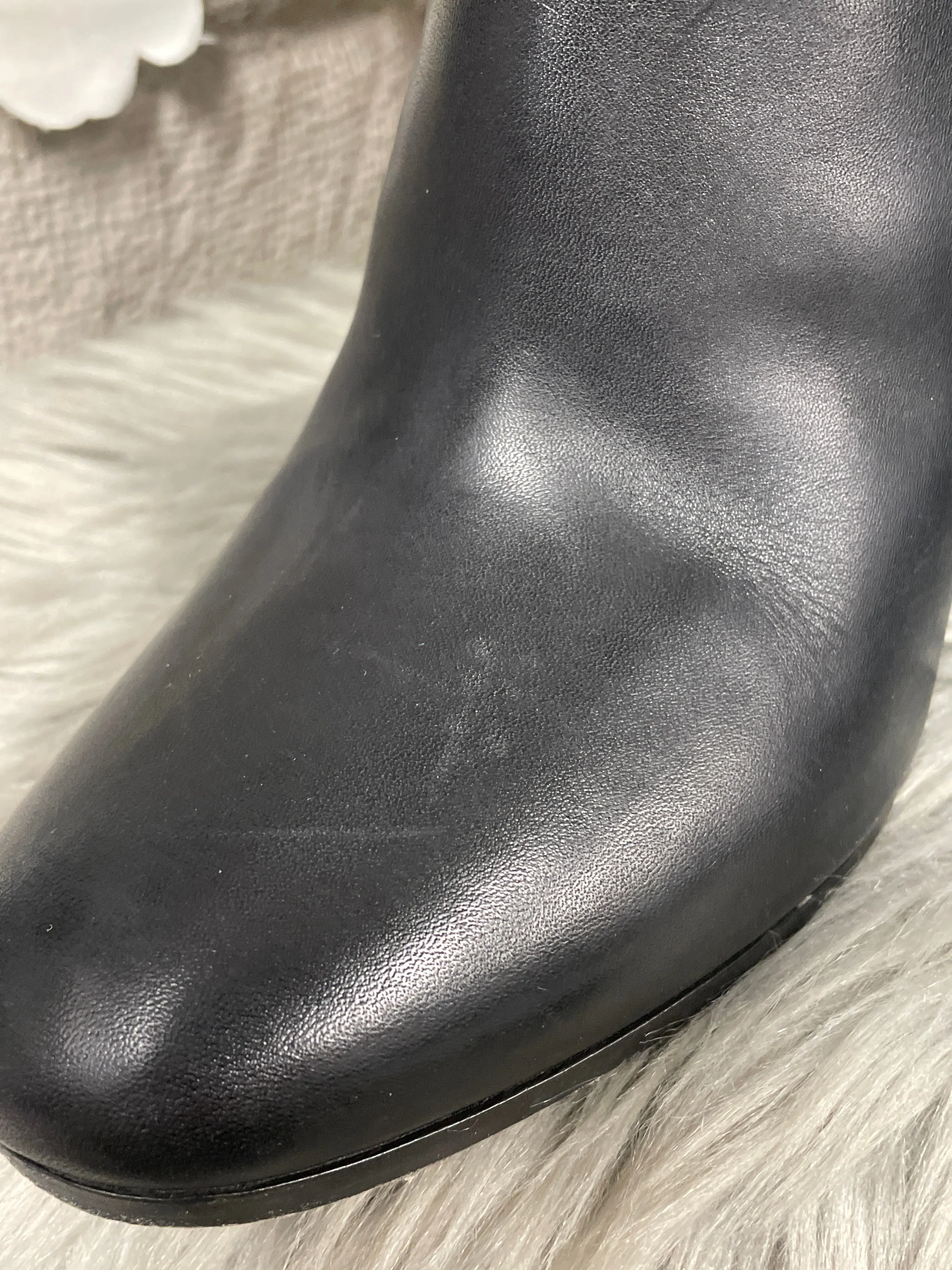 Western Riding Boots Boots Ankle Heels By Vince In Black, Size: 9