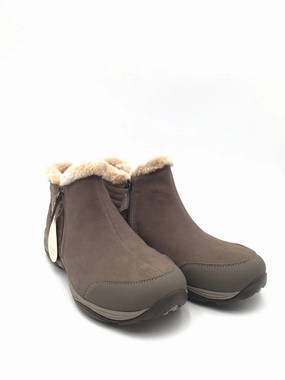 Boots Ankle Flats By Easy Spirit In Taupe, Size: 12 Wide Width Platform Boots