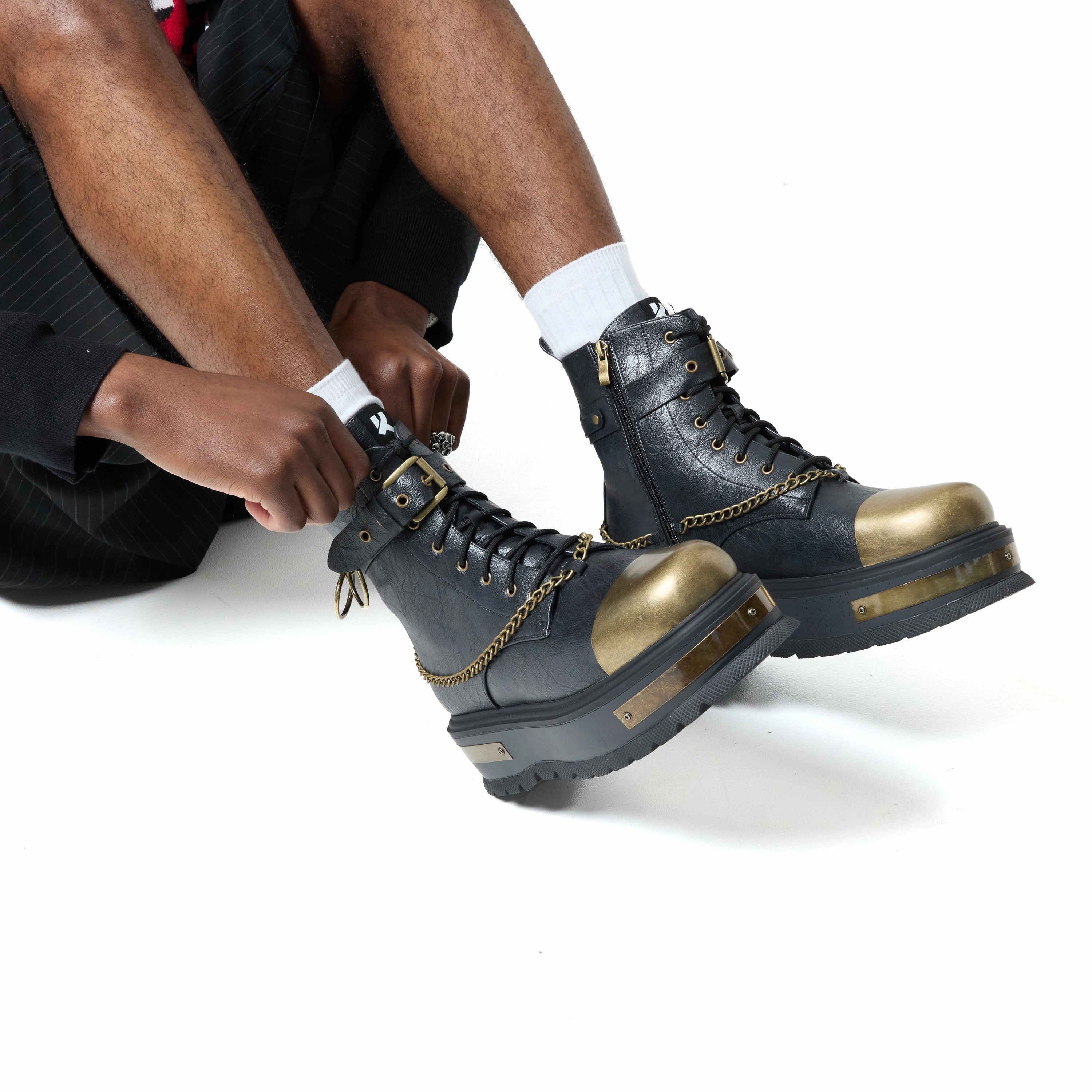 Dr Airwair Boots Vintage Borin Men's Platform Boots - Faded Ash