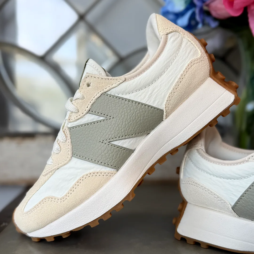 New Balance 327 Linen Sea Salt Olivine Women's New Balance 550 High Top