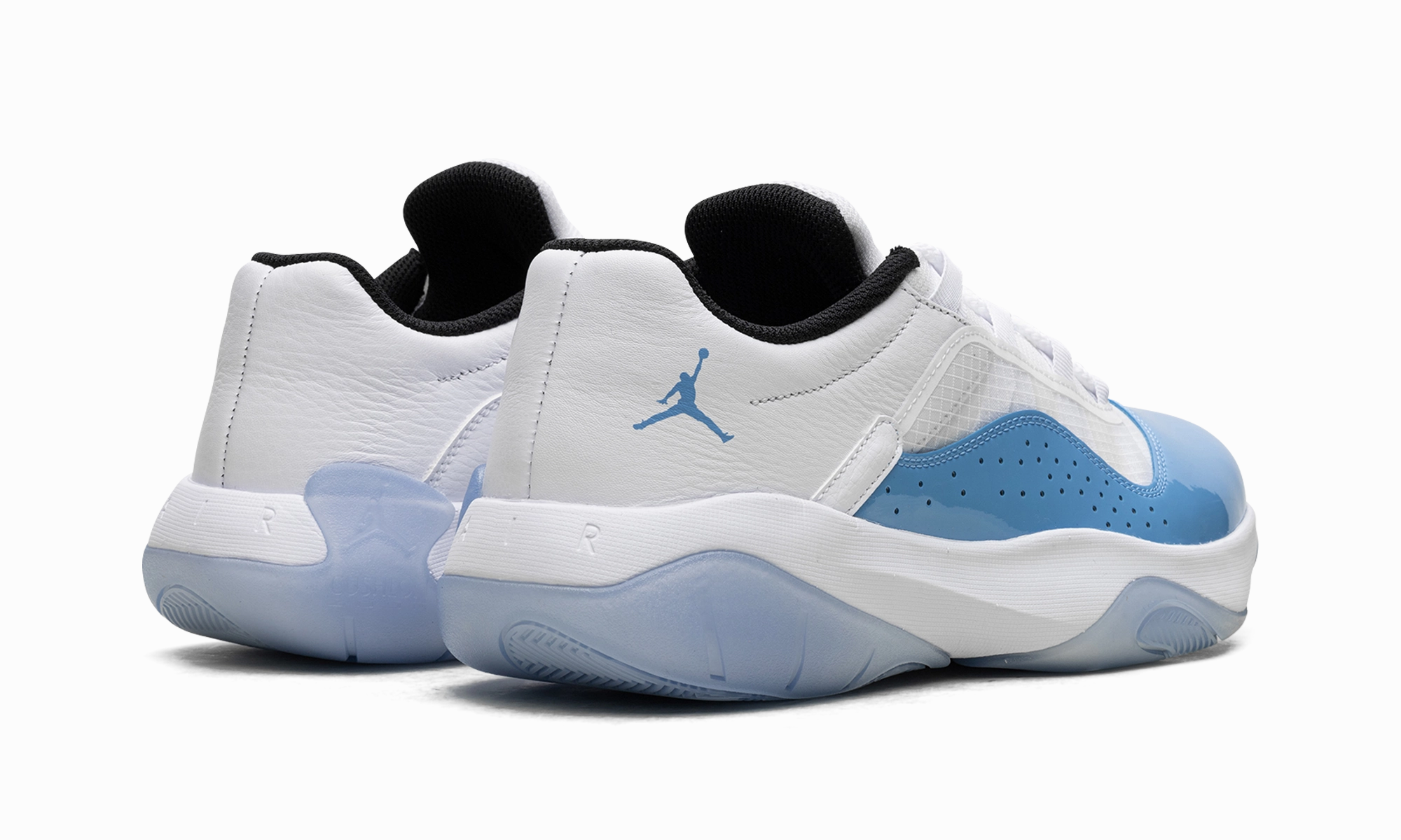 Penny Sneakers Air Jordan 11 CMFT Low "University Blue"